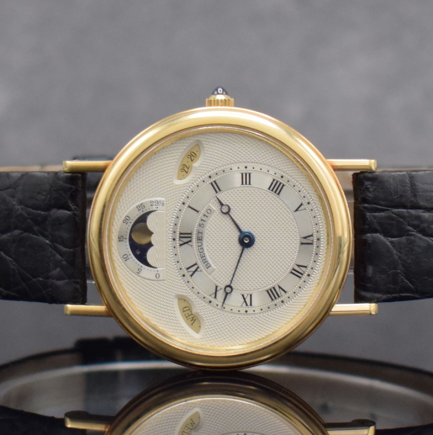 Detail a: BREGUET Herrenarmbanduhr Classic Referenz BA 3330 in GG 750/000, Automatik, Schweiz um 2000, 3-teil. Geh. inkl. orig. Lederband m. orig. GG 750/000 ...