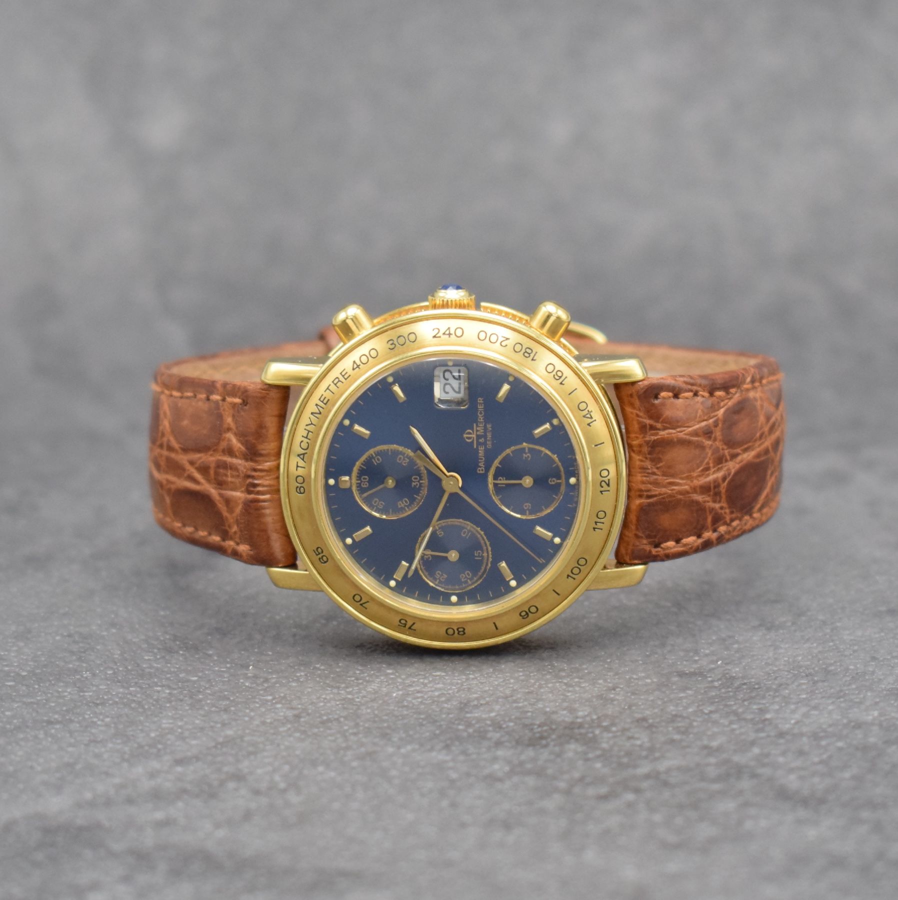 BAUME & MERCIER Armbandchronograph in GG 750/000 Referenz 86105, Schweiz 1990er Jahre, 3-teil. Geh., orig. Lederband m. verg. orig. Dornschl., Boden ...