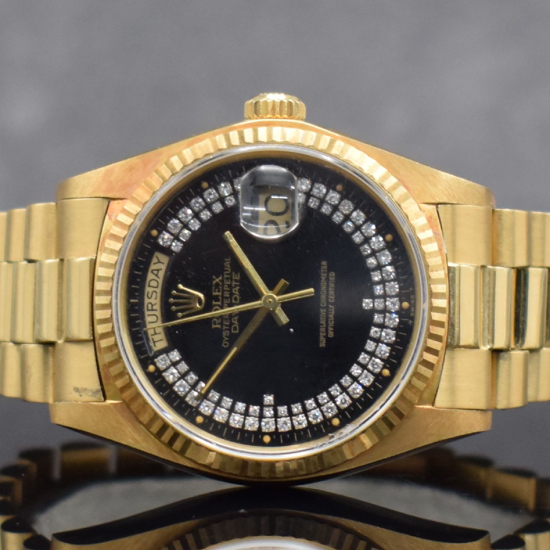Detail a: ROLEX Herrenarmbanduhr Oyster Perpetual Day- Date in GG 750/000 Referenz 18038, Schweiz um 1982, Automatik, Chronometer der Superlative, ...