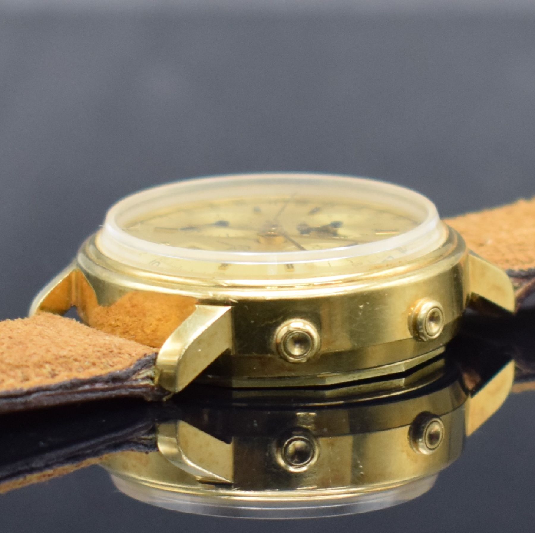 Detail e: ULYSSE NARDIN seltener, astronomischer Schaltradchronograph in GG 750/000 mit Kaliber Valjoux 88, Handaufzug, Schweiz um 1980, Boden verschr., gold. ...