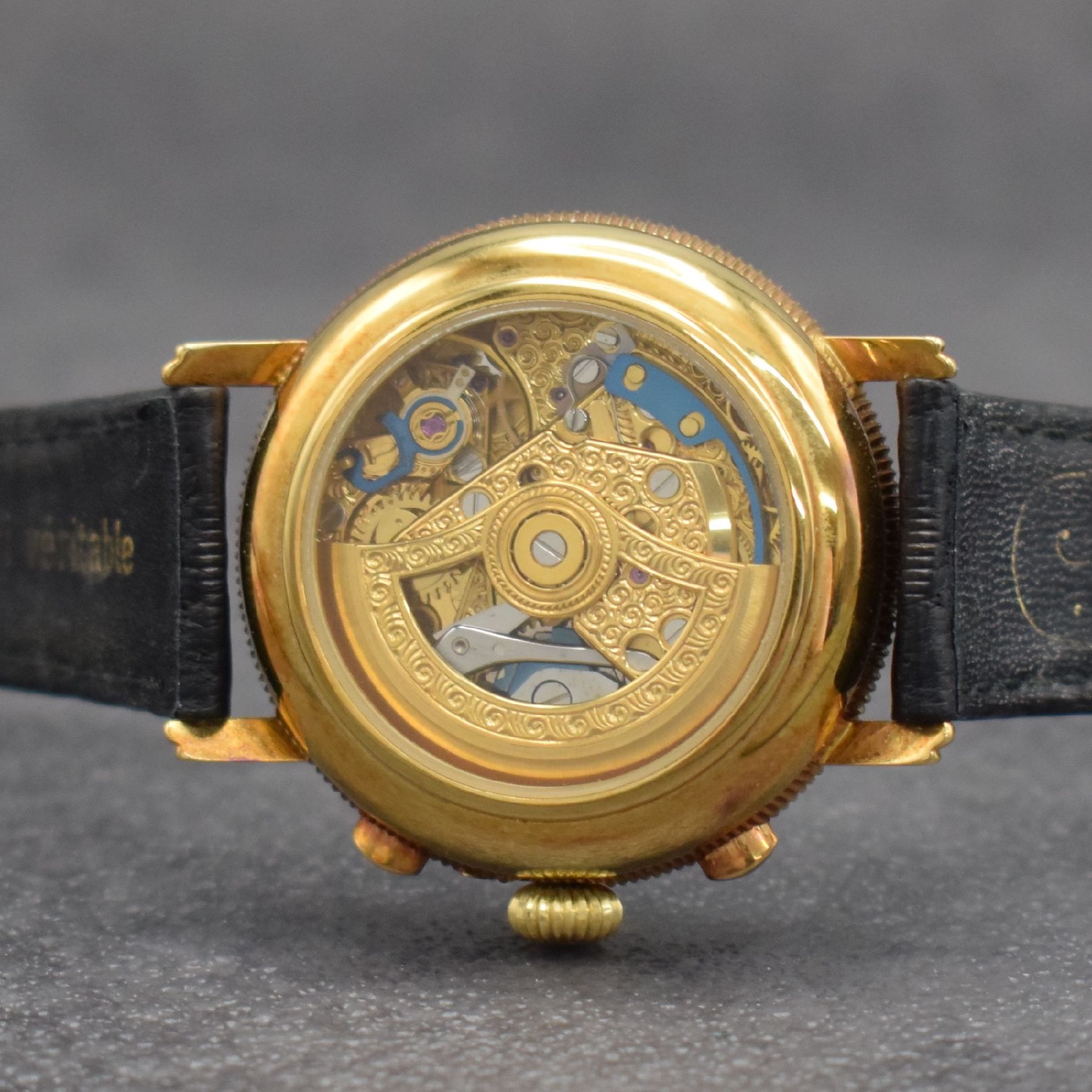 Detail f: AERO WATCH Neuchatel Herrenarmbanduhr mit Chronograph, Mondphase & Datum in GG 750/000, Schweiz um 1990, Handaufzug, 3-teil. Geh., Boden & Glasrand ...