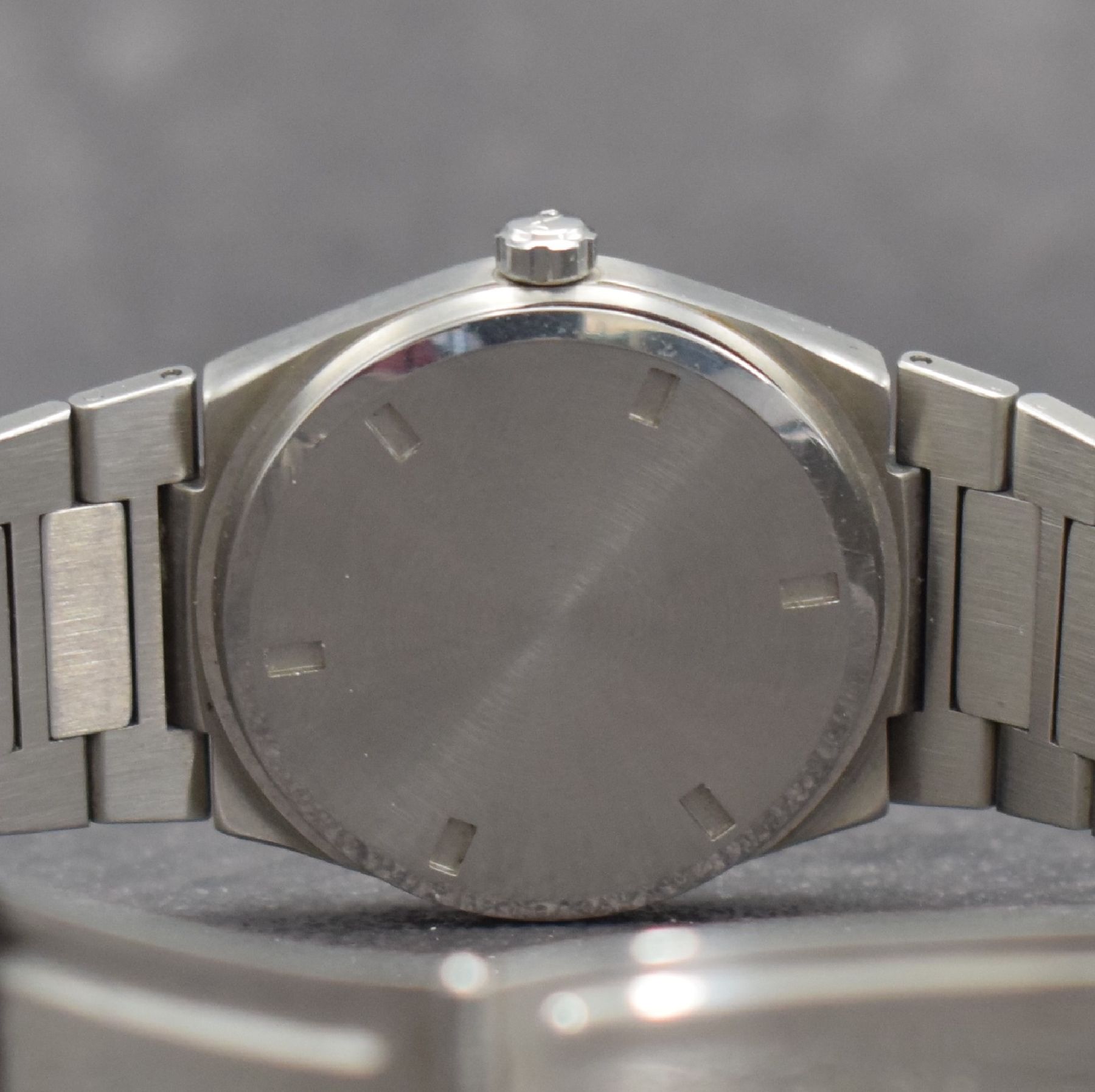 Detail f: IWC Herrenarmbanduhr Modell Ingenieur Automatik SL Referenz 3506.1, Schweiz um 1990, Edelstahlgeh. inkl. Gliederband m. Faltschl., Boden, Lünette & ...