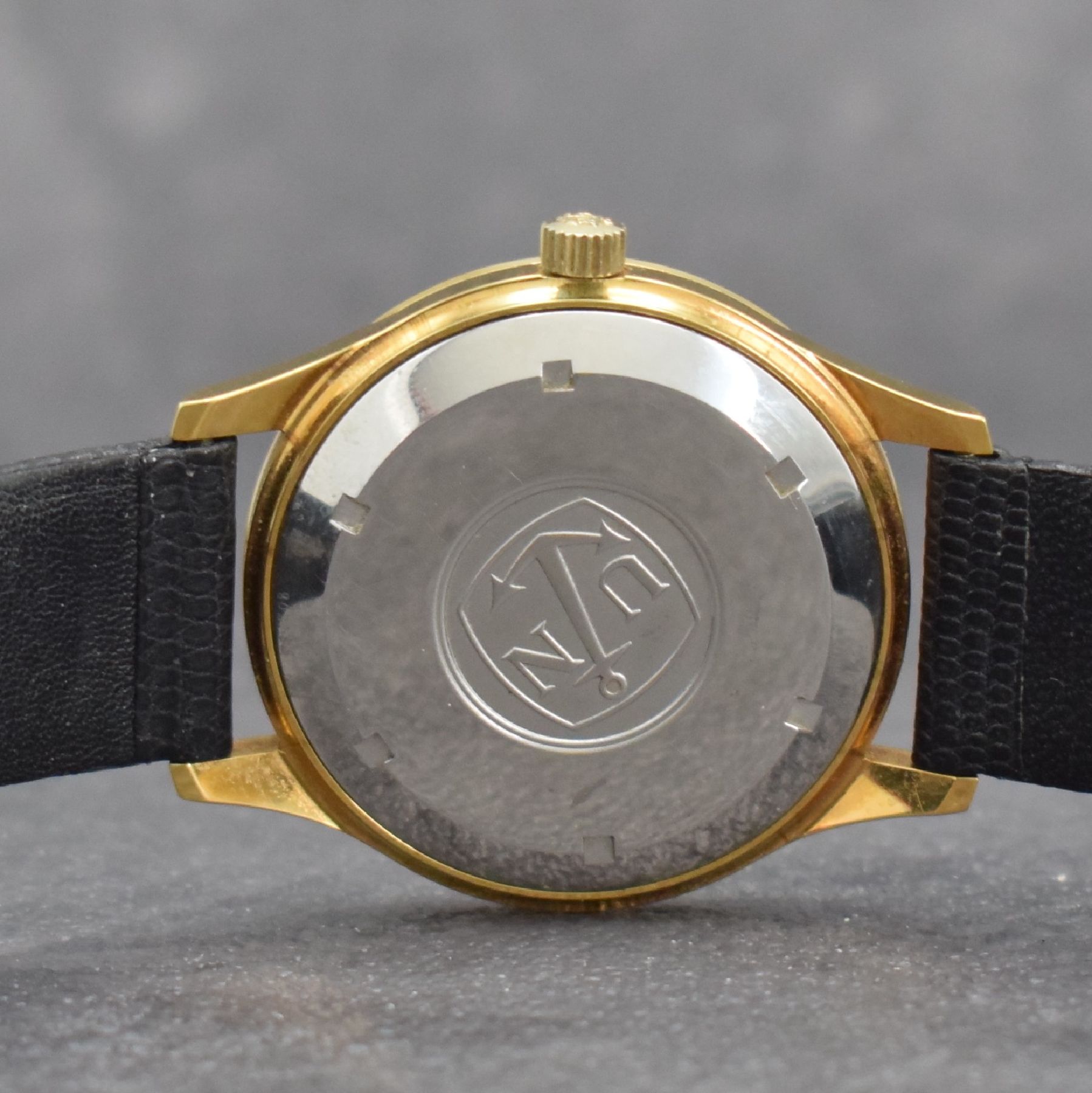Detail f: ULYSSE NARDIN Armbanduhr, Automatik, Schweiz 1970er Jahre, Schnellschwinger, Metallgeh. hartverg., Boden verschr., orig. Lederband m. verg. orig. ...