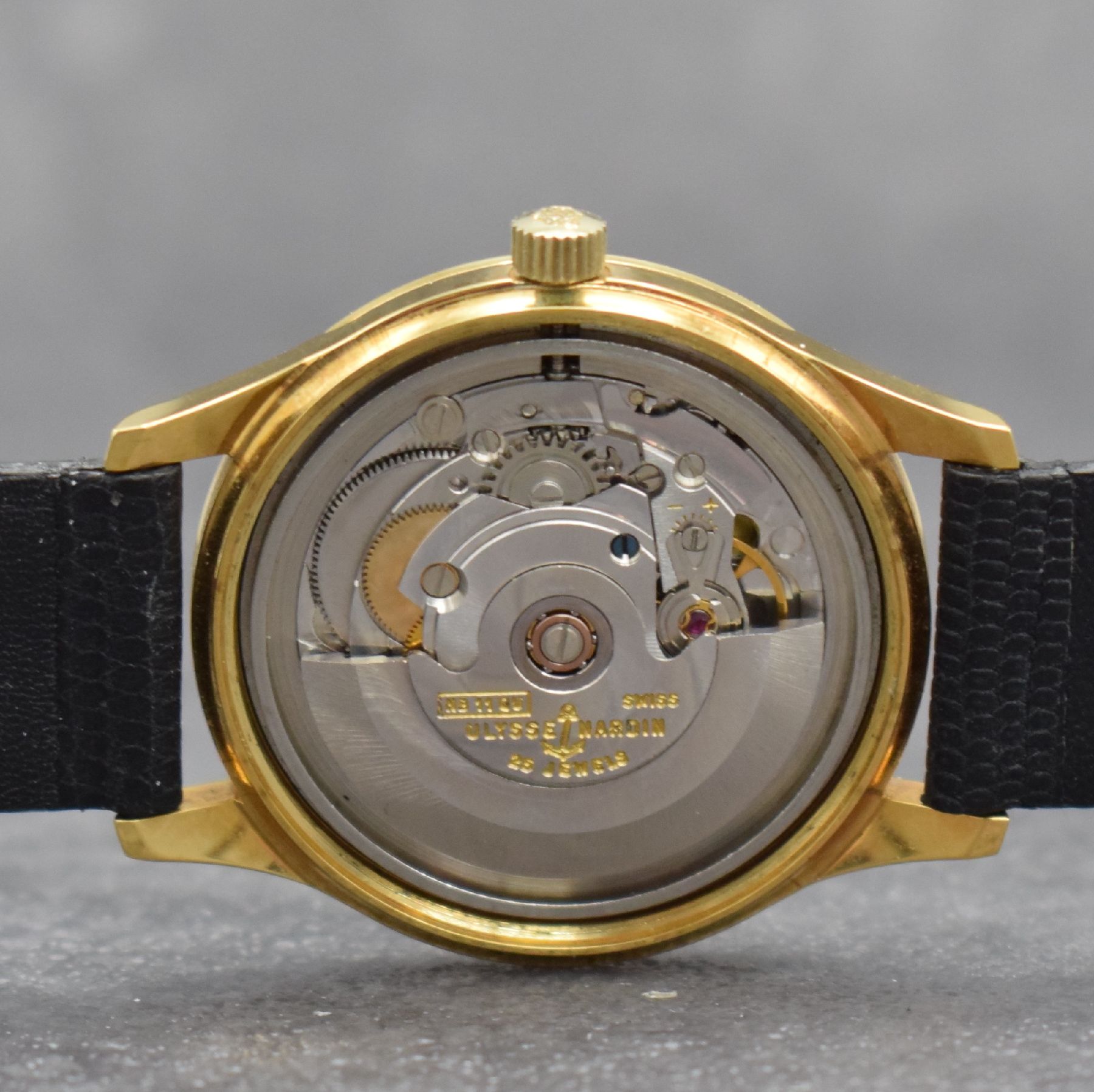 Detail g: ULYSSE NARDIN Armbanduhr, Automatik, Schweiz 1970er Jahre, Schnellschwinger, Metallgeh. hartverg., Boden verschr., orig. Lederband m. verg. orig. ...