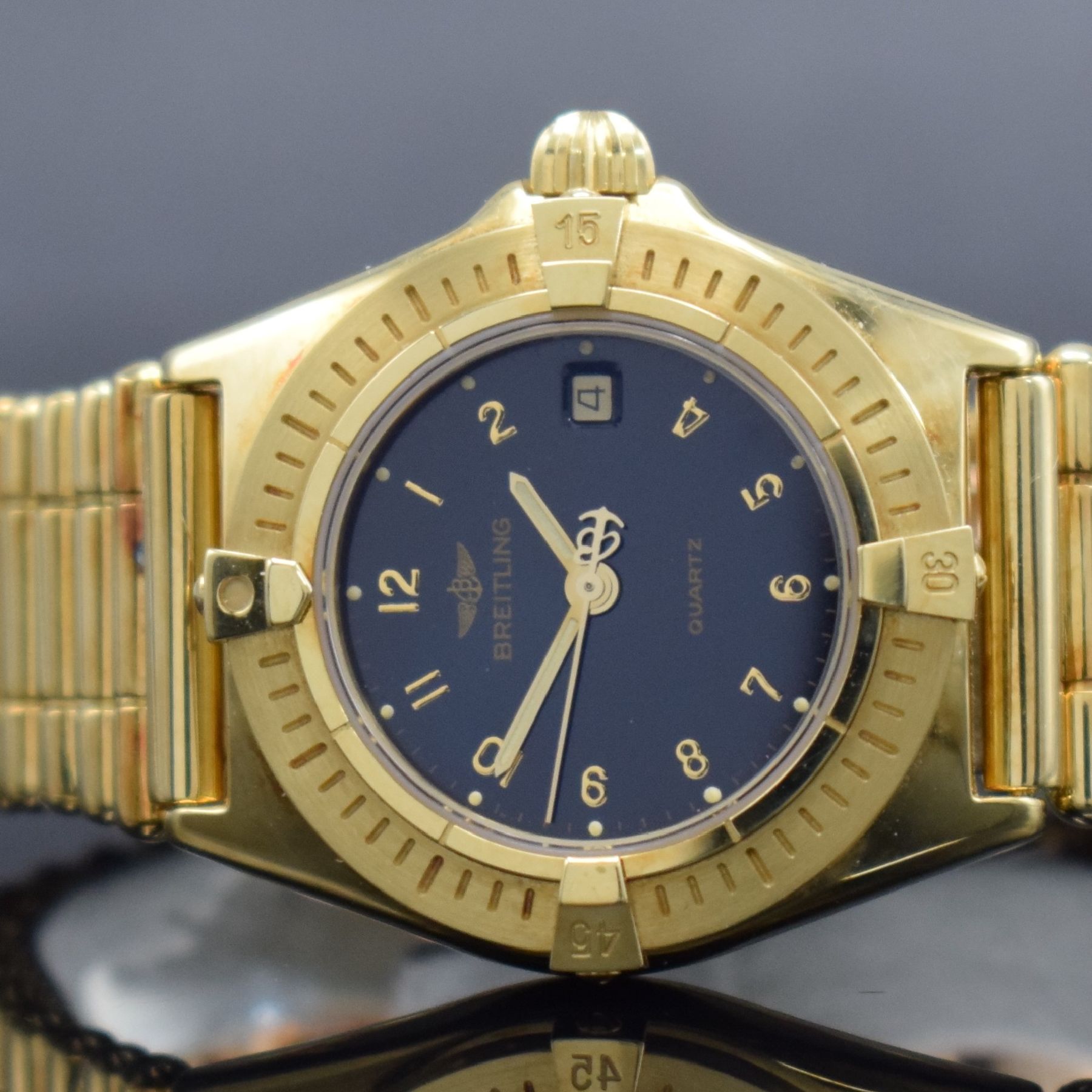 Detail a: BREITLING Damenarmbanduhr in GG 750/000, Schweiz um 1990, quarz, Ref. 80560, massives Goldgeh., Boden geschr., eins. drehb. Lünette, GG 750/000 ...
