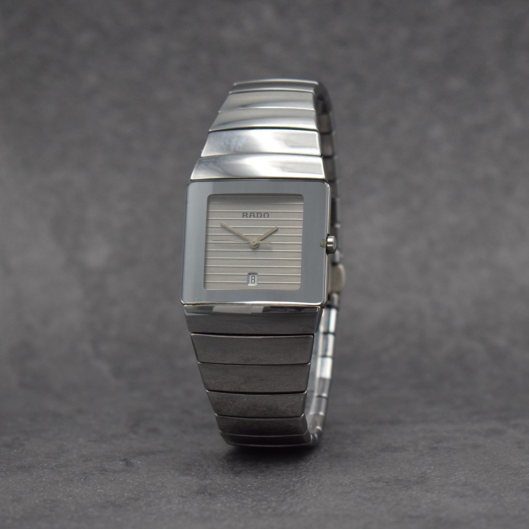 RADO Diastar Armbanduhr, Schweiz um 1995, quarz, Ref. 152.0332.3, Keramikgehäuse inkl. Keramikband m. dopp. Faltschl., graues Zifferbl. im ...