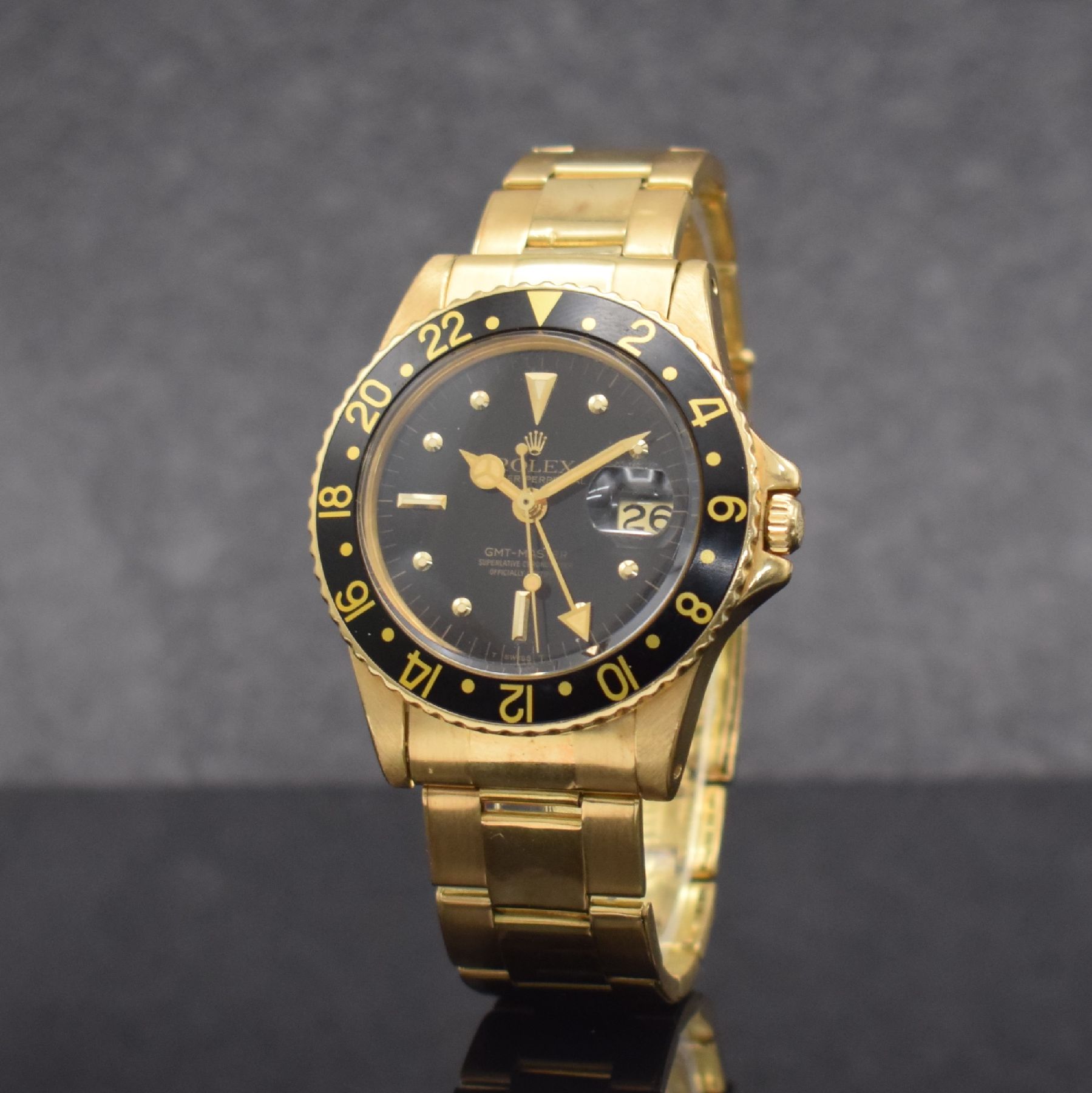 ROLEX sehr seltene Herrenarmbanduhr Oyster Perpetual GMT-Master Referenz 1675, Schweiz um 1977, Automatik, Chronometer der Superlative, Oysterband ...