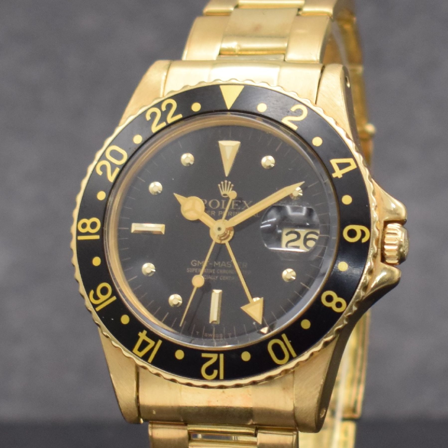 Detail a: ROLEX sehr seltene Herrenarmbanduhr Oyster Perpetual GMT-Master Referenz 1675, Schweiz um 1977, Automatik, Chronometer der Superlative, Oysterband ...