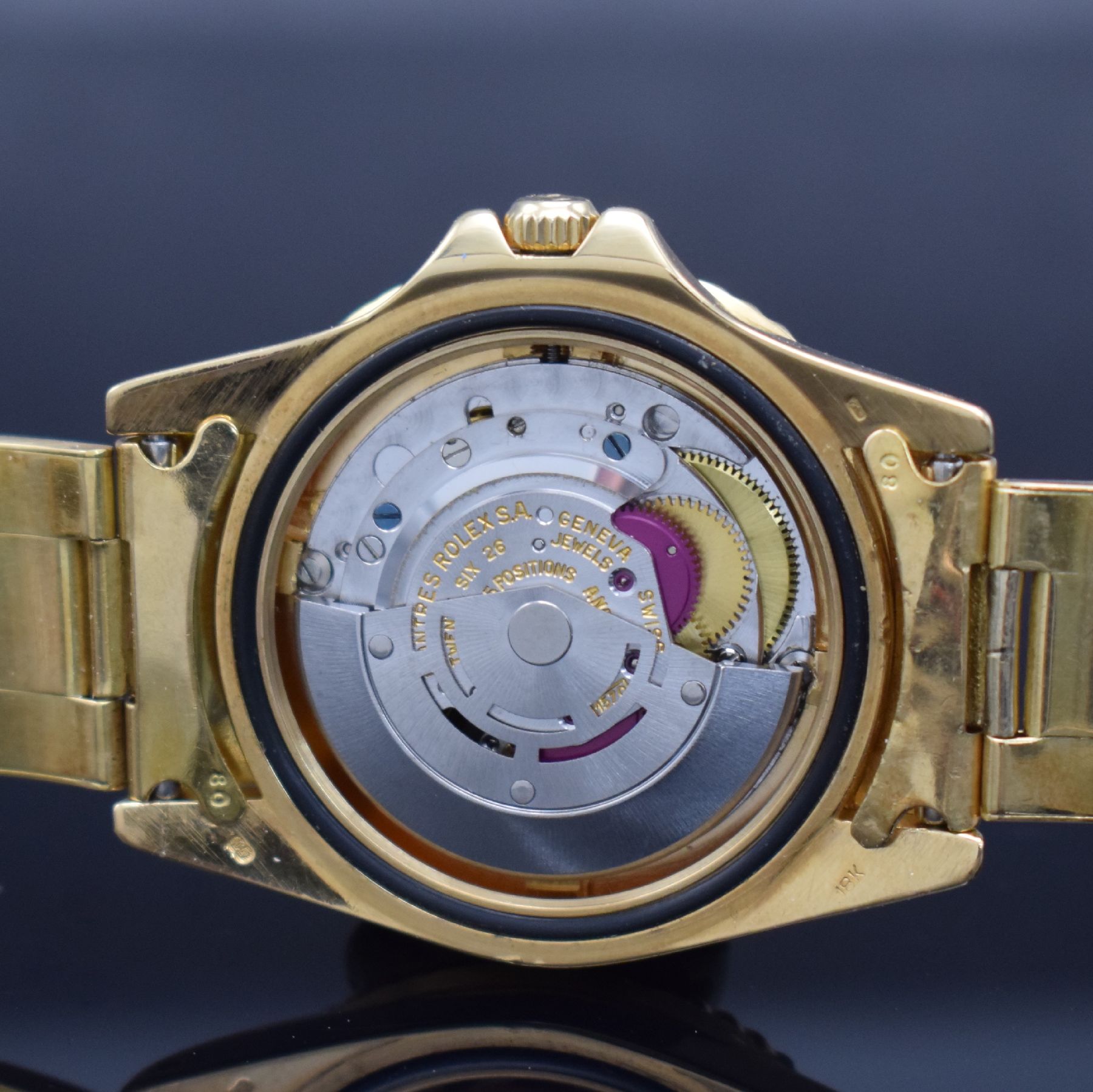 Detail h: ROLEX sehr seltene Herrenarmbanduhr Oyster Perpetual GMT-Master Referenz 1675, Schweiz um 1977, Automatik, Chronometer der Superlative, Oysterband ...