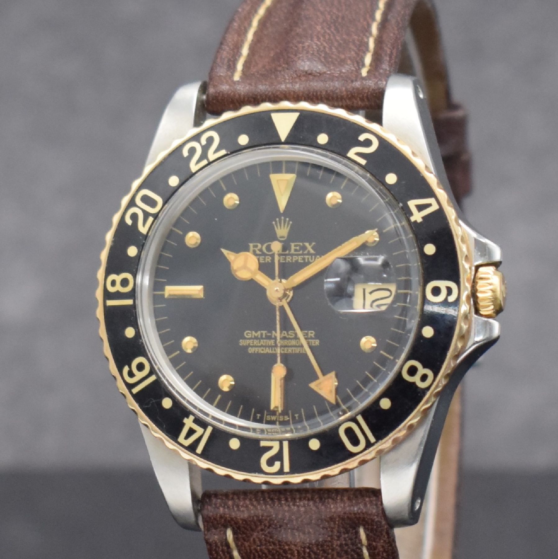 Detail c: ROLEX Herrenarmbanduhr Oyster Perpetual GMT- Master Referenz 16753, Automatik, Schweiz um 1982, Chronometer der Superlative in Edelstahl/Gold ...