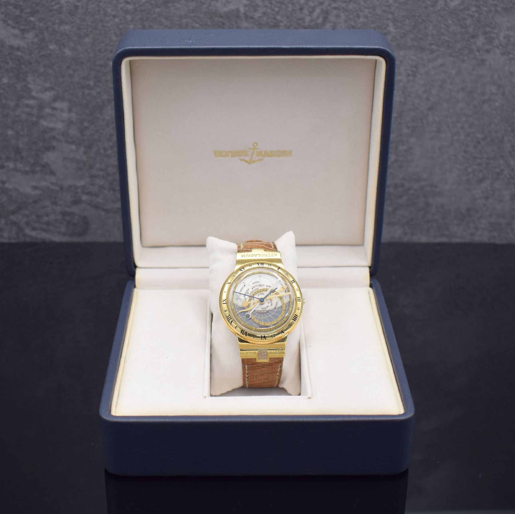 Detail h: ULYSSE NARDIN feine & seltene, astronomische Herrenarmbanduhr Astrolabium Galileo Galilei in GG 750/000, Schweiz um 1992, Automatik, Ref. 911-22, ...