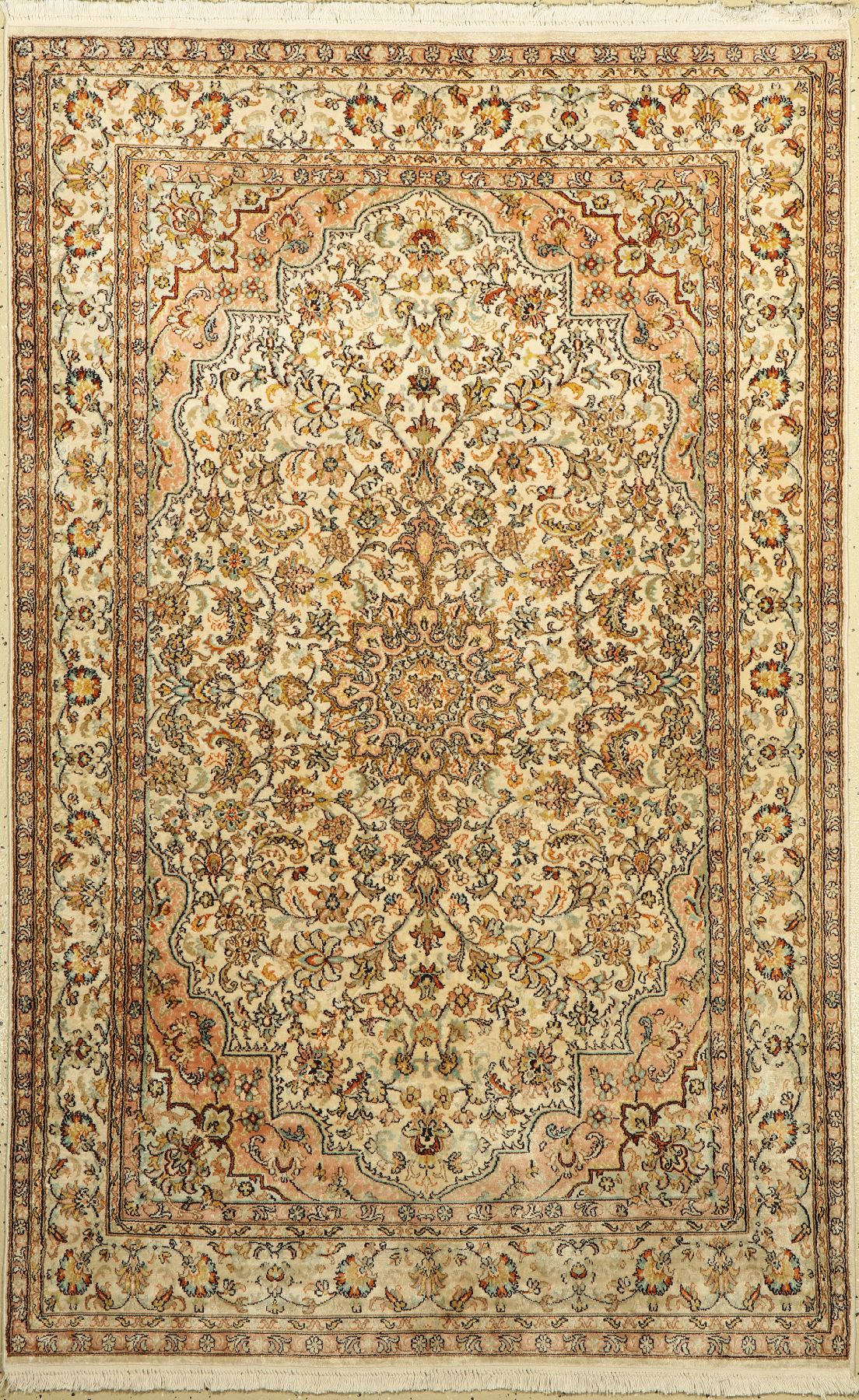 Kaschmir Seide, Indien, ca. 40 Jahre, merzerisierte Baumwolle, ca. 199 x 122 cm, EHZ: 2