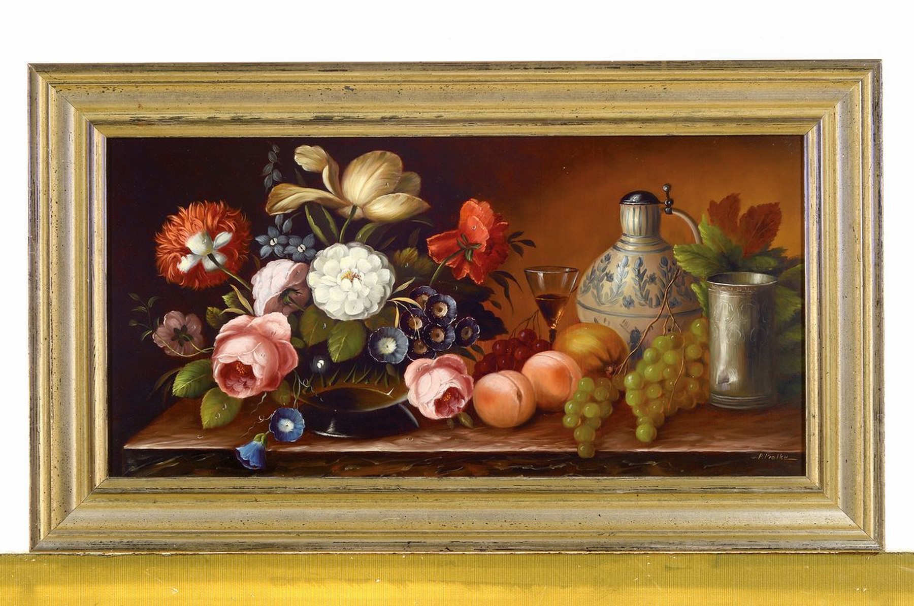 Detail k: Peter Pralke, geb. 1910 Bukarest,, Stillleben mit Fayencekanne, Blumen, und Früchten, Öl/Lwd, re. u. signiert, 26 x 50cm, Rahmen: 33 x 58 cm