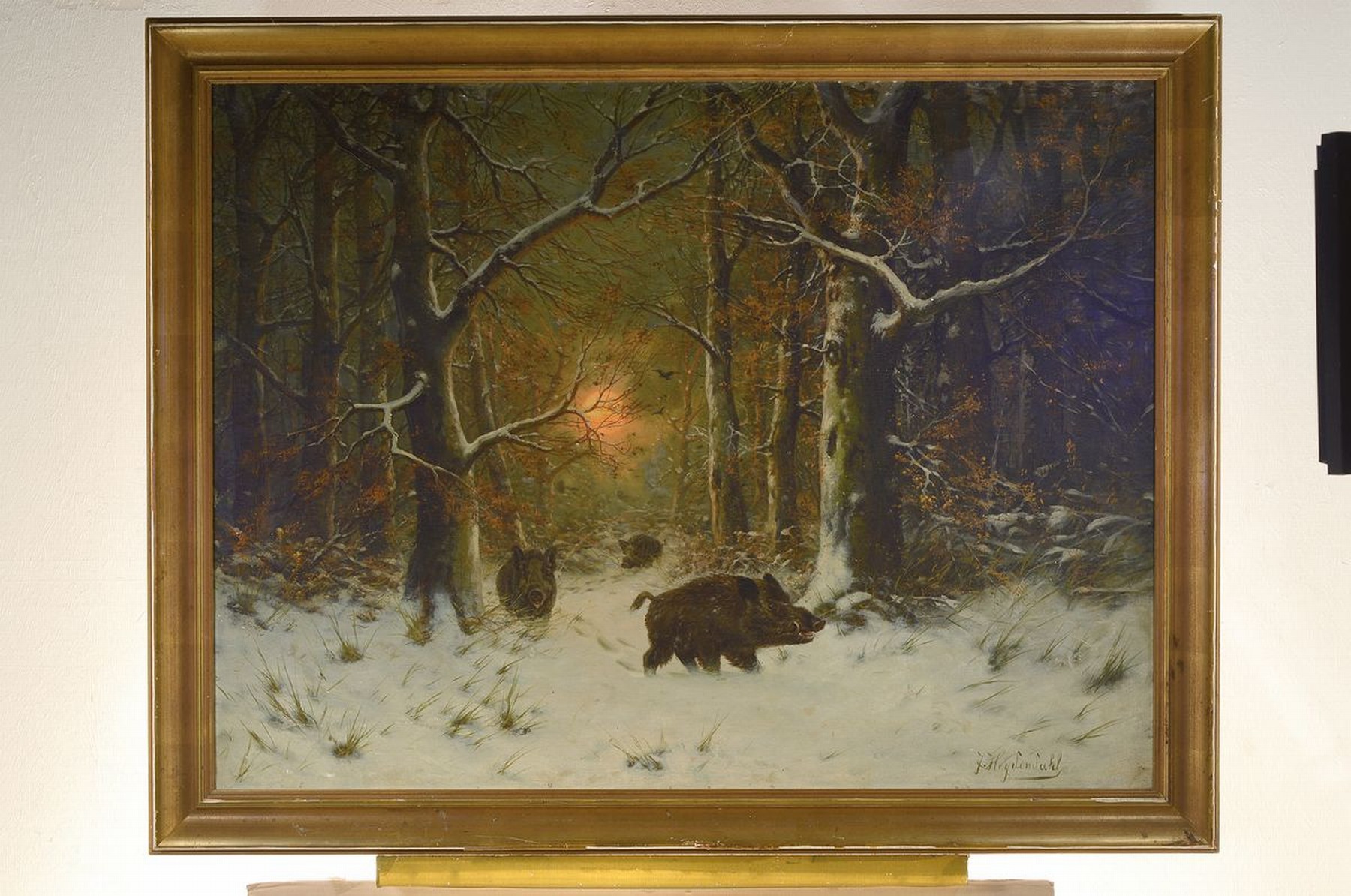 Detail k: Joseph F. Heydendahl, 1844-1906 Düsseldorf, Wildschweinrotte im verschneiten Wald, Abendrot, Öl/Lwd, rechts unten signiert, ca. 95x125cm, R. ca. ...