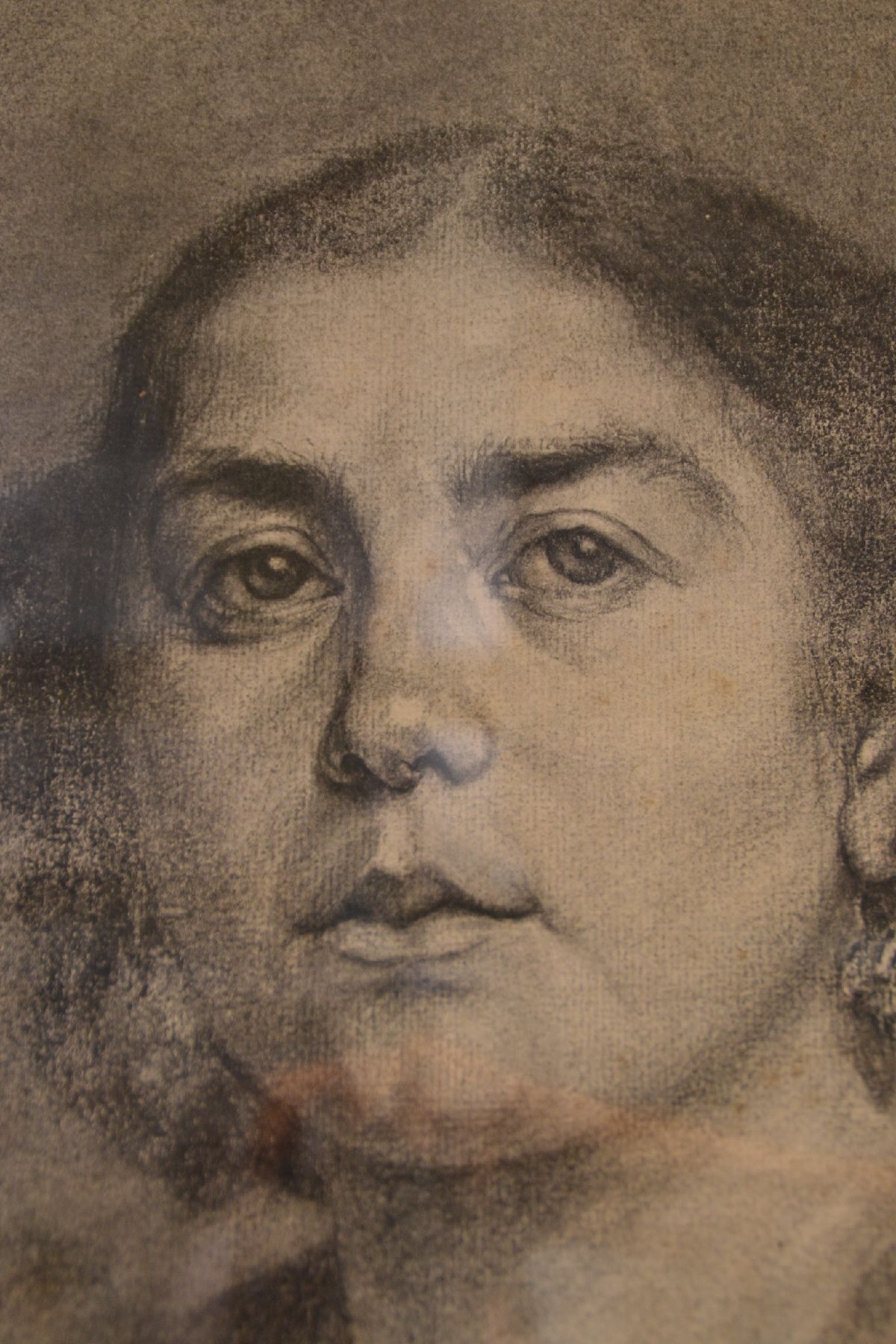 Detail e: Wilhelm Leibl, Köln 1844 - 1900 Würzburg, Porträt einer Frau mit Schmuck, Kohlezeichnung, leicht stockfleckig, ca. 54 x 38 cm