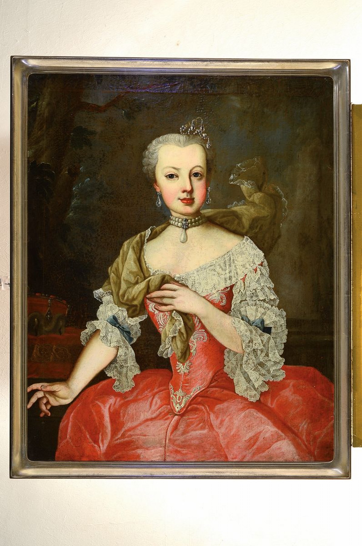 Detail k: Barockgemälde, süddeutsch, um 1750/60, Porträt wohl von Erzherzogin Maria Josepha vonHabsburg-Lothringen (1751-1767), 12. Kind Maria Theresias und ...