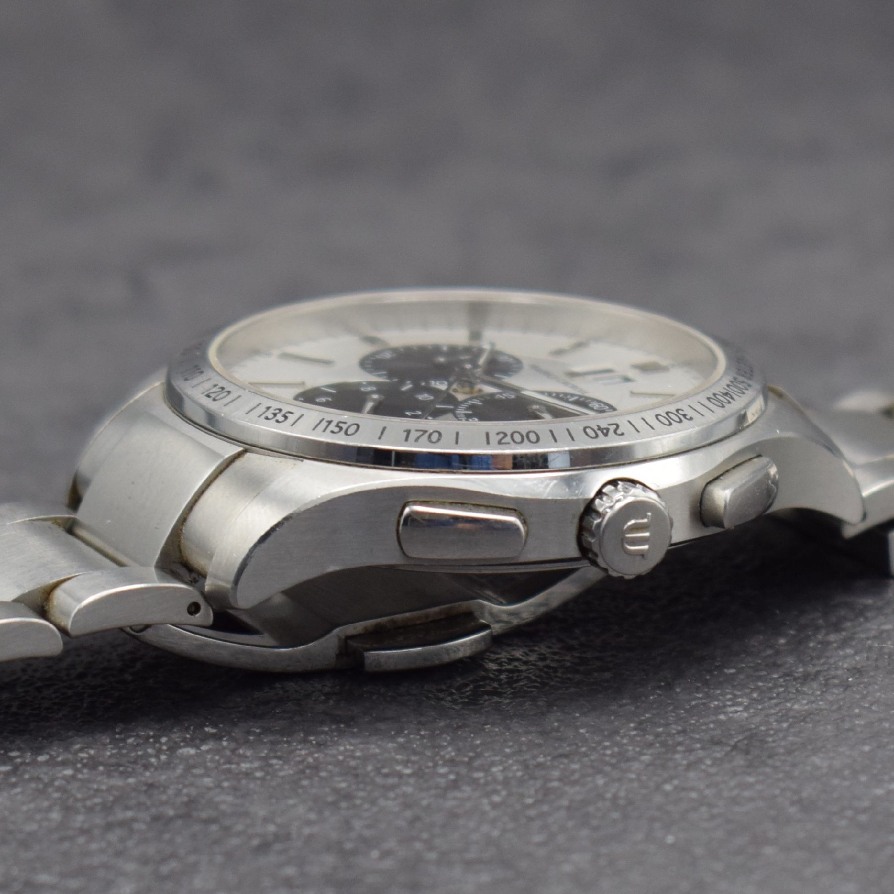Detail e: MAURICE LACROIX Herrenarmbanduhr Modell Miros mit Chronograph, Schweiz um 2010, quarz, Ref. MI-1028, Edelstahlgeh., Boden aufgedr., orig. Gliederband ...