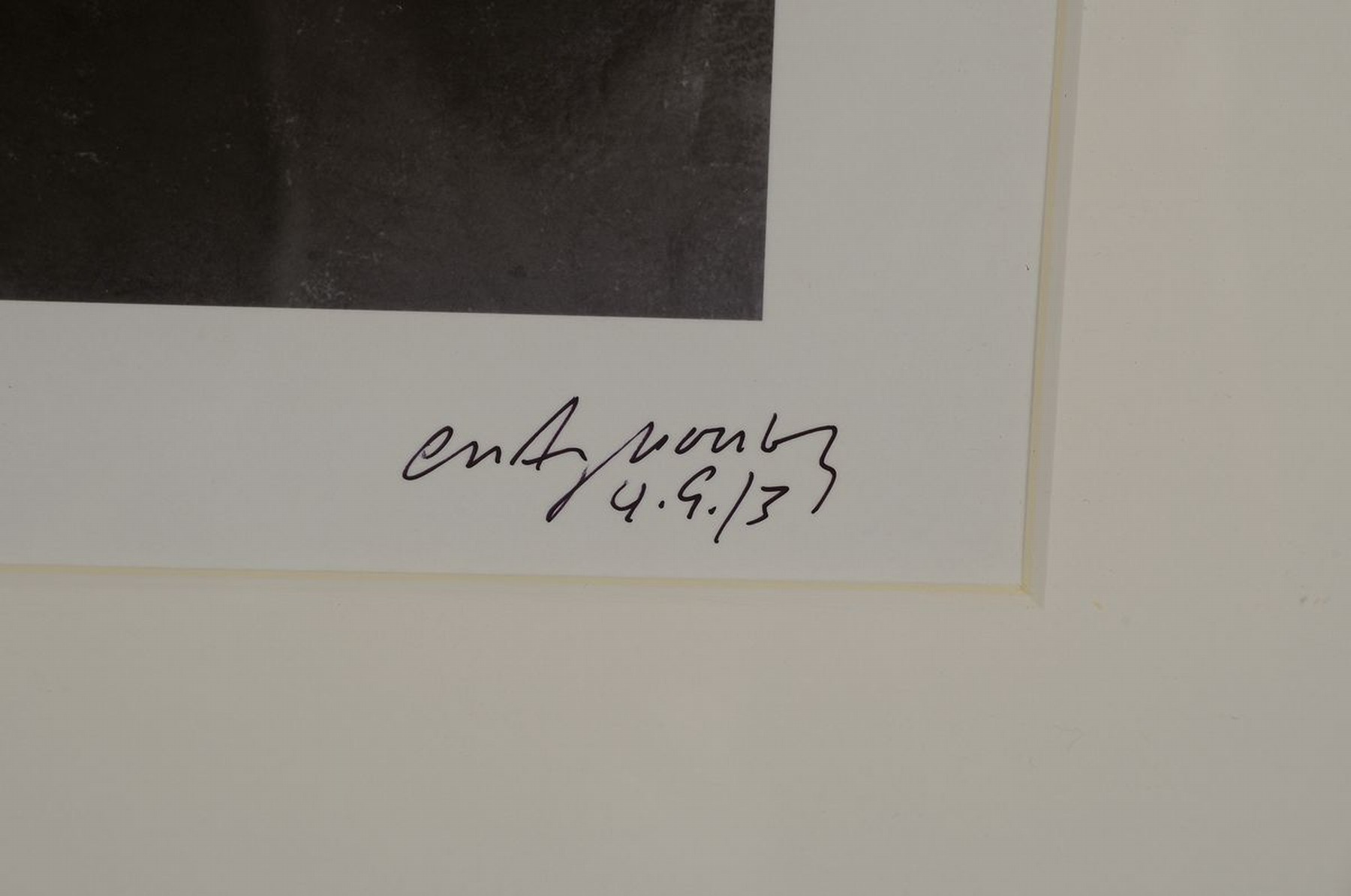 Detail a: Craig Morey, 1952 Fort Wayne/USA, Aktfotografie, handsigniert, dat., rückseitig mit Zertifikat, dieses nochmals signiert, unter Glas, PP., Rahmen ...
