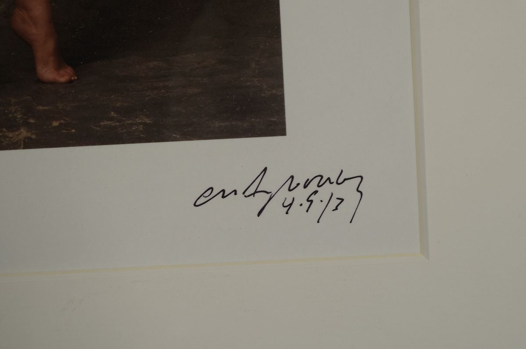 Detail a: Craig Morey, 1952 Fort Wayne/USA, Aktfotografie, handsigniert, dat., rückseitig mit Zertifikat, dieses nochmals signiert, unter Glas, PP., Rahmen ...
