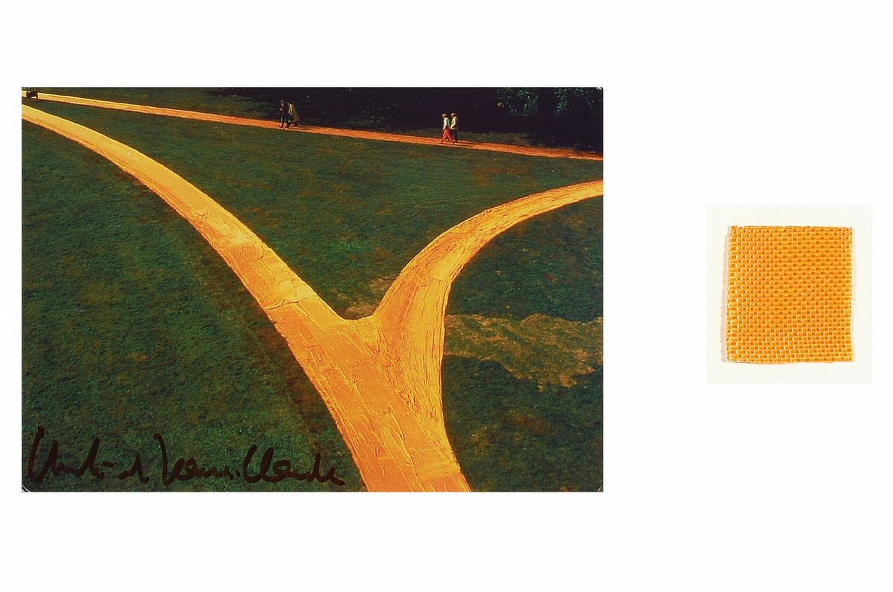 Christo, 1935-2000, Lot aus zwei Teilen: a. Multiple "Walkways", handsigniert , Rahmen: 26.5 x 32.5 cm, b. original Stoffstück aus dem ...