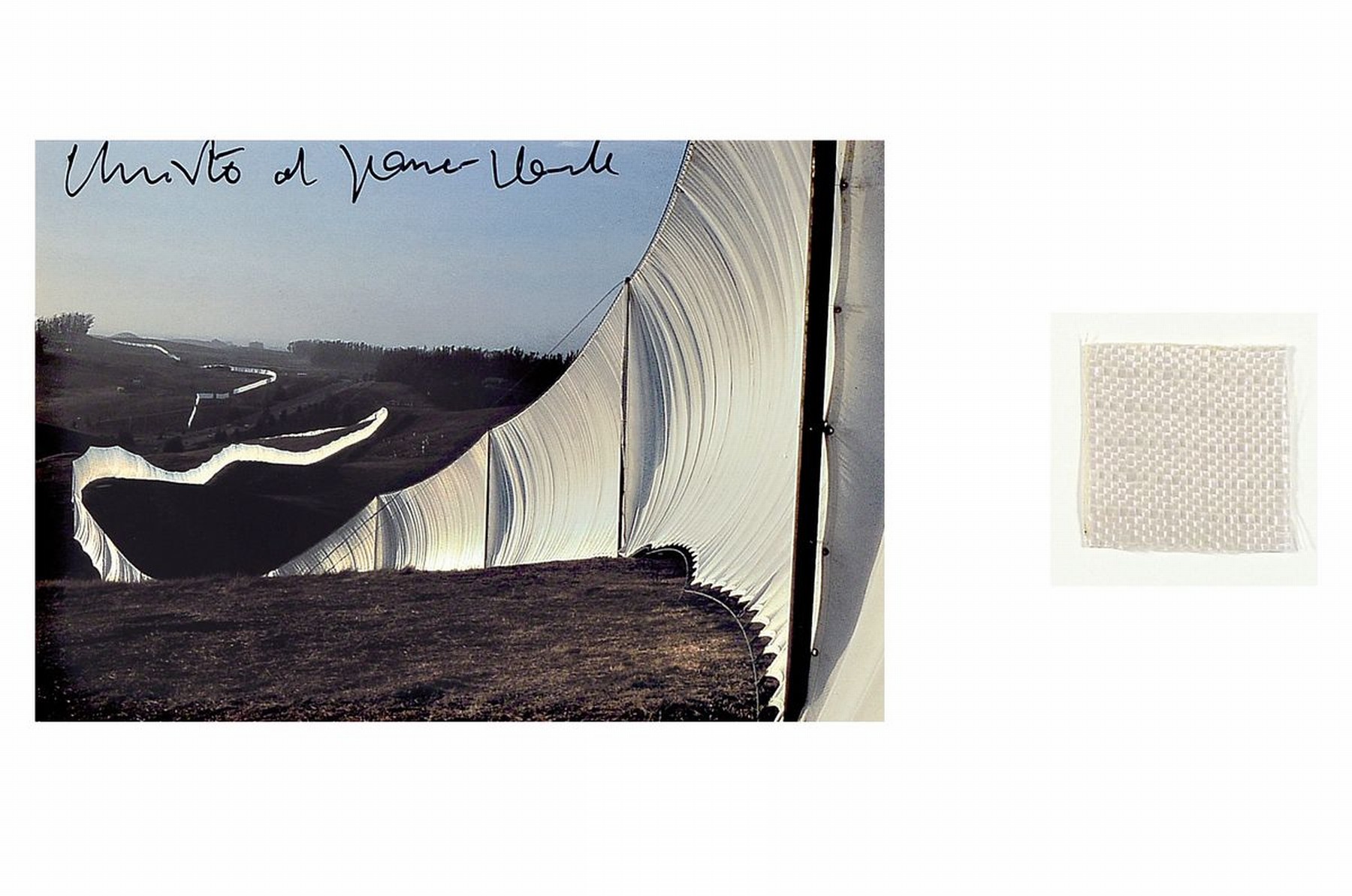Christo, 1935-2000, Lot aus zwei Teilen: a. Multiple "Running Fence", handsigniert , Rahmen: 26.5 x 32.5 cm, b. original Stoffstück aus ...