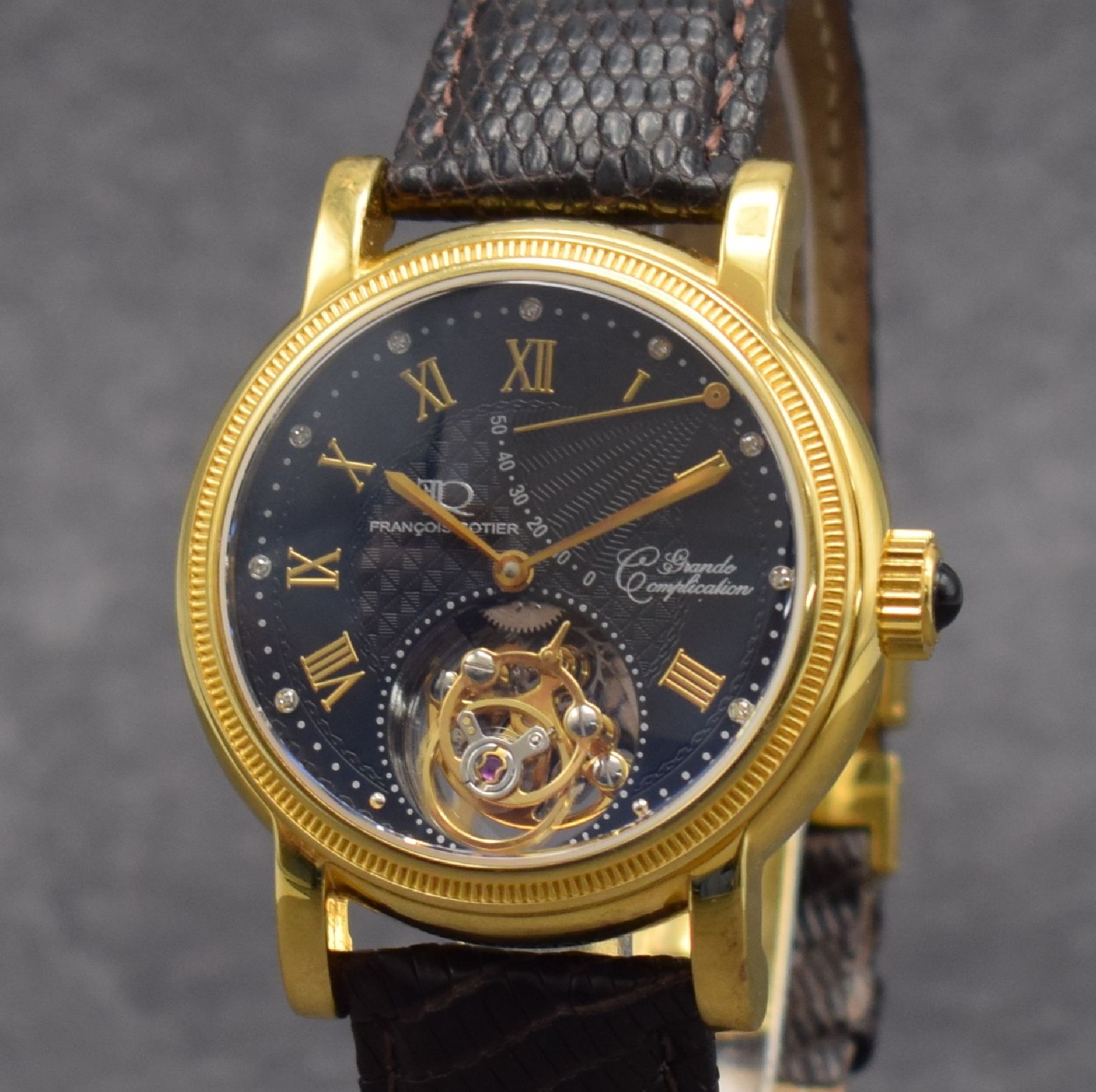 Detail a: FRANCOIS ROTIER Herrenarmbanduhr mit Tourbillon, um 2010, Handaufzug, verg., beids. vergl. Stahlgeh., Boden 4-fach verschr., schwarzes ...