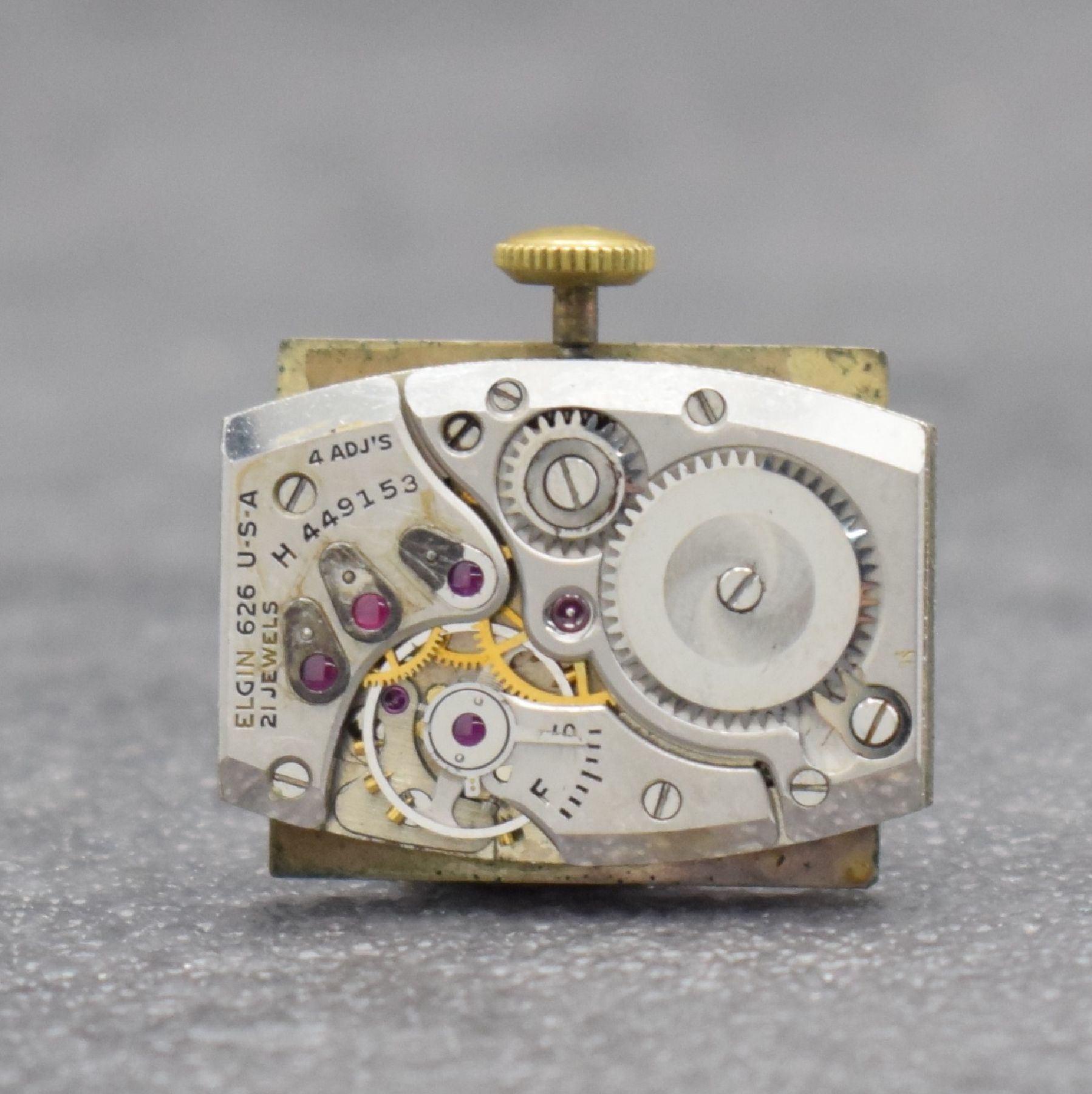 Detail e: LORD ELGIN Herrenarmbanduhr in GG 585/000, USA 1940er Jahre, Handaufzug, Boden aufgedr., nachtr. m. 3 Diamantindizes bes. Zifferbl. m. Fehldruck ...