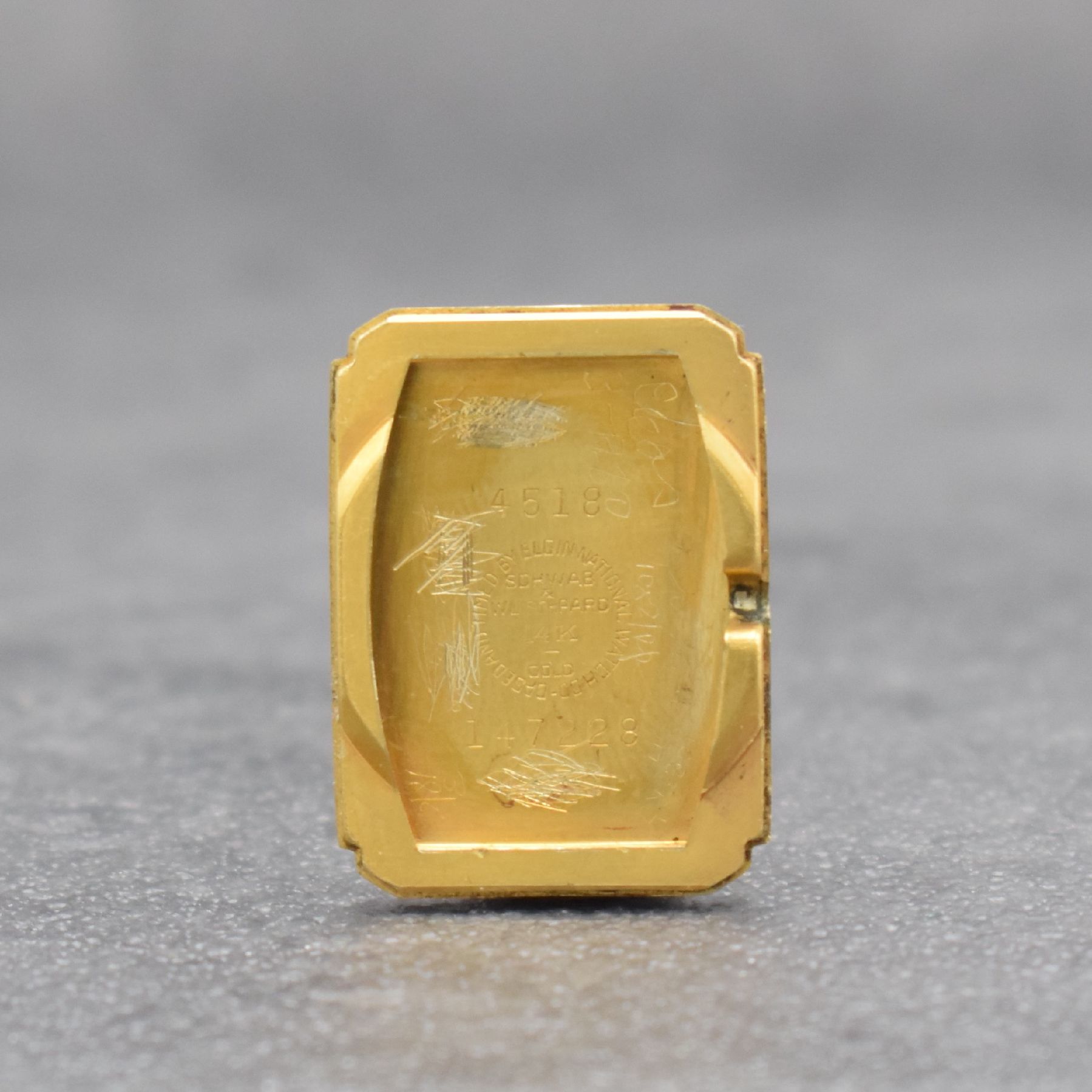 Detail f: LORD ELGIN Herrenarmbanduhr in GG 585/000, USA 1940er Jahre, Handaufzug, Boden aufgedr., nachtr. m. 3 Diamantindizes bes. Zifferbl. m. Fehldruck ...