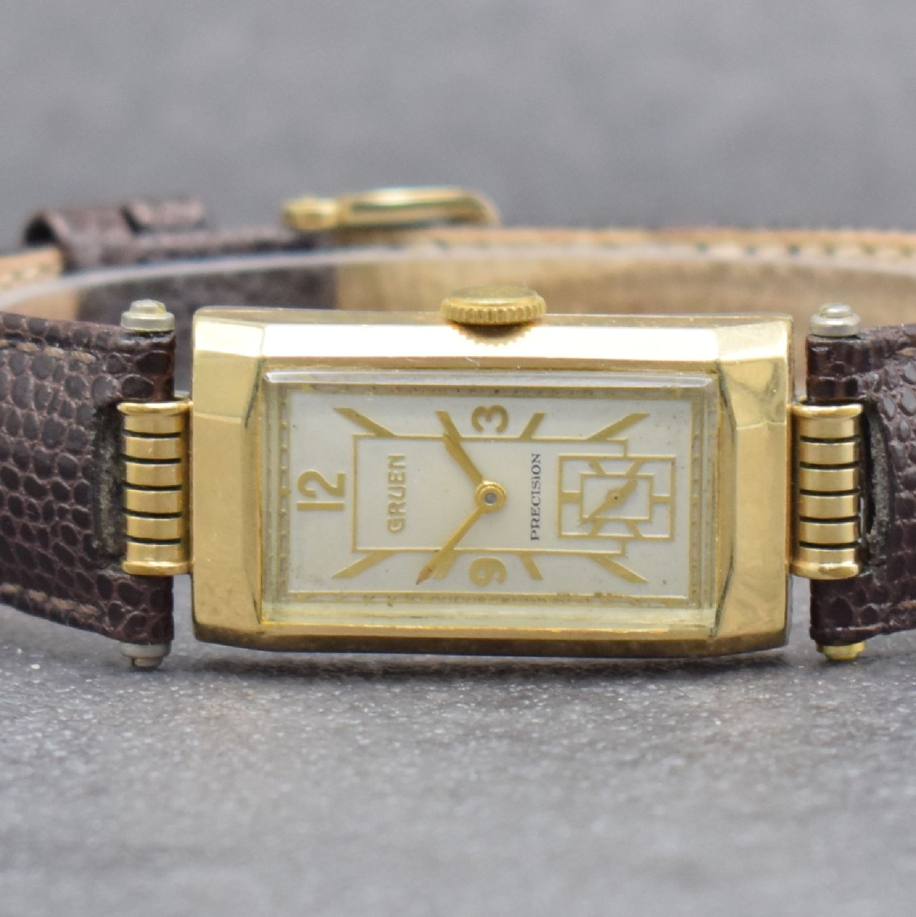 Detail a: Konvolut: 3 GRUEN Armbanduhren, alle Handaufzug, Ende 1940er Jahre, alle GG- Filled-Geh., 1 x Very Thin Precision Herrenarmbanduhr, Zifferbl. ...