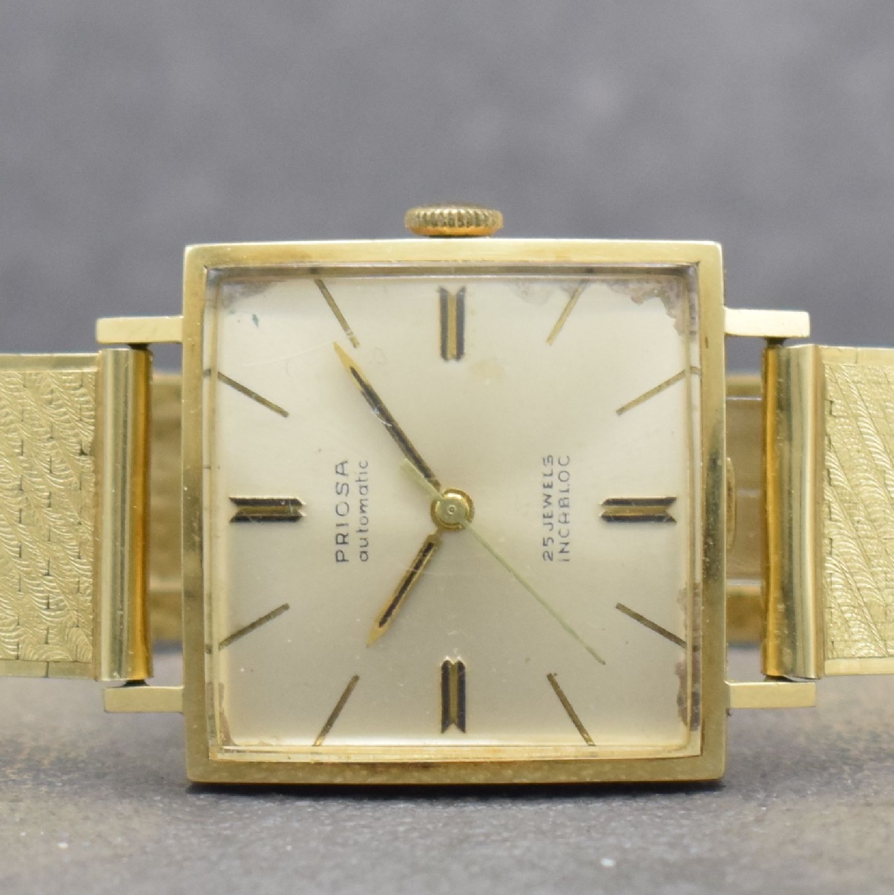 Detail a: PRIOSA Herrenarmbanduhr in GG 585/000, Schweiz um 1965, Automatik, Boden aufgedr., Goldband in GG 585/000 später, silb. Zifferbl. korr., gold. ...