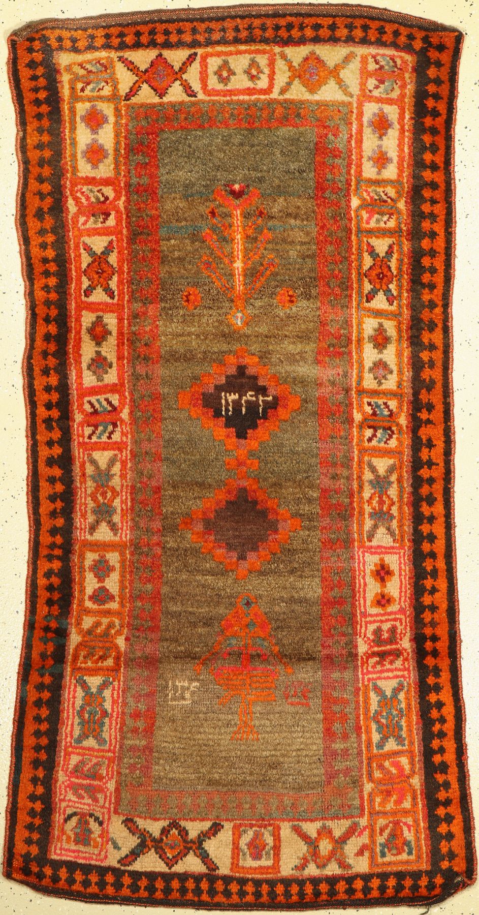 Kordi Dorfteppich, Türkei, ca. Datiert um 1920 , Wolle auf Wolle, ca. 190 x 100 cm, leichte Gebrauchsspuren