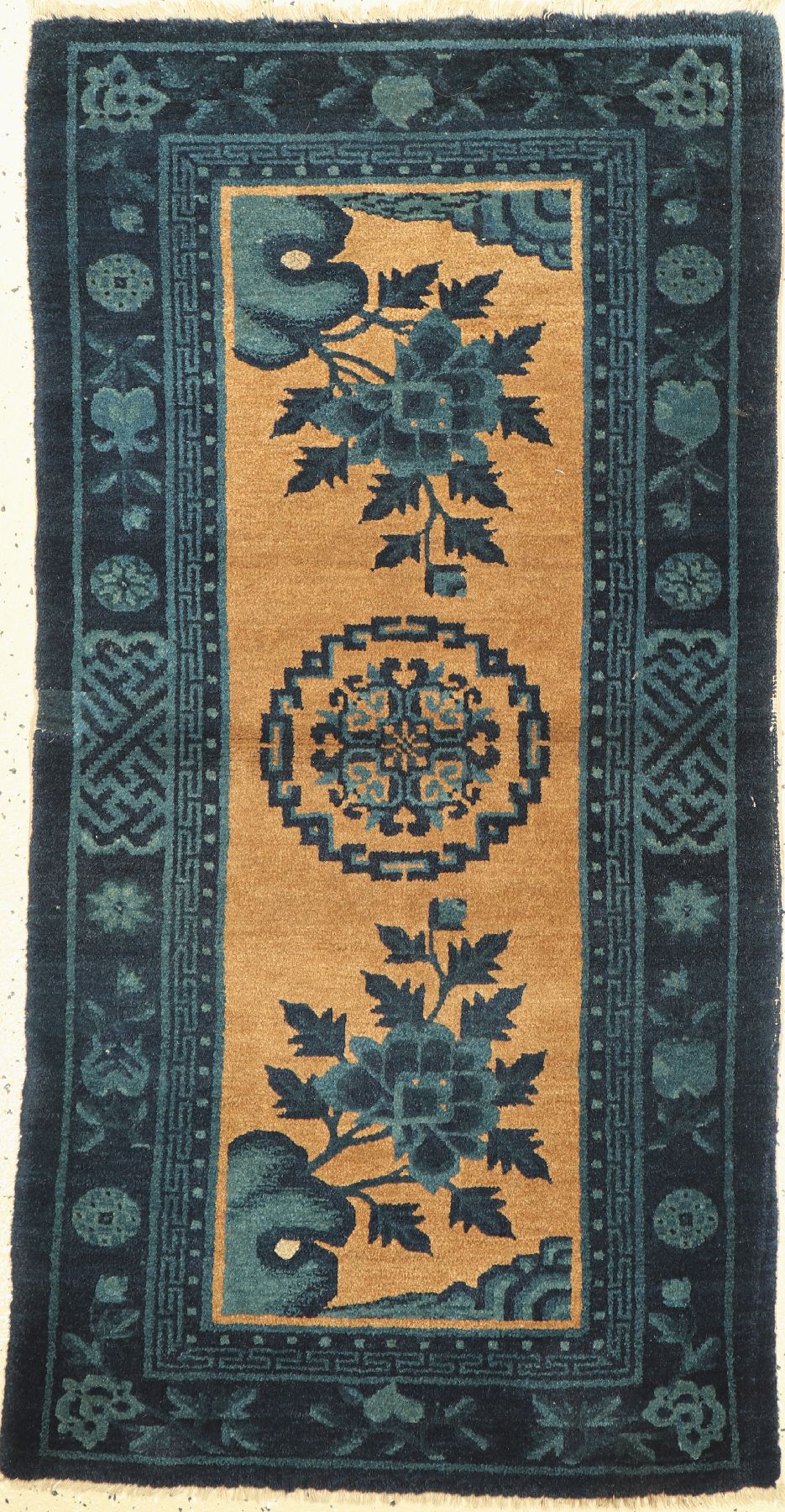 Pao Tow, China, um 1940, Wolle auf Baumwolle, ca. 133 x 70 cm, guter Zustand