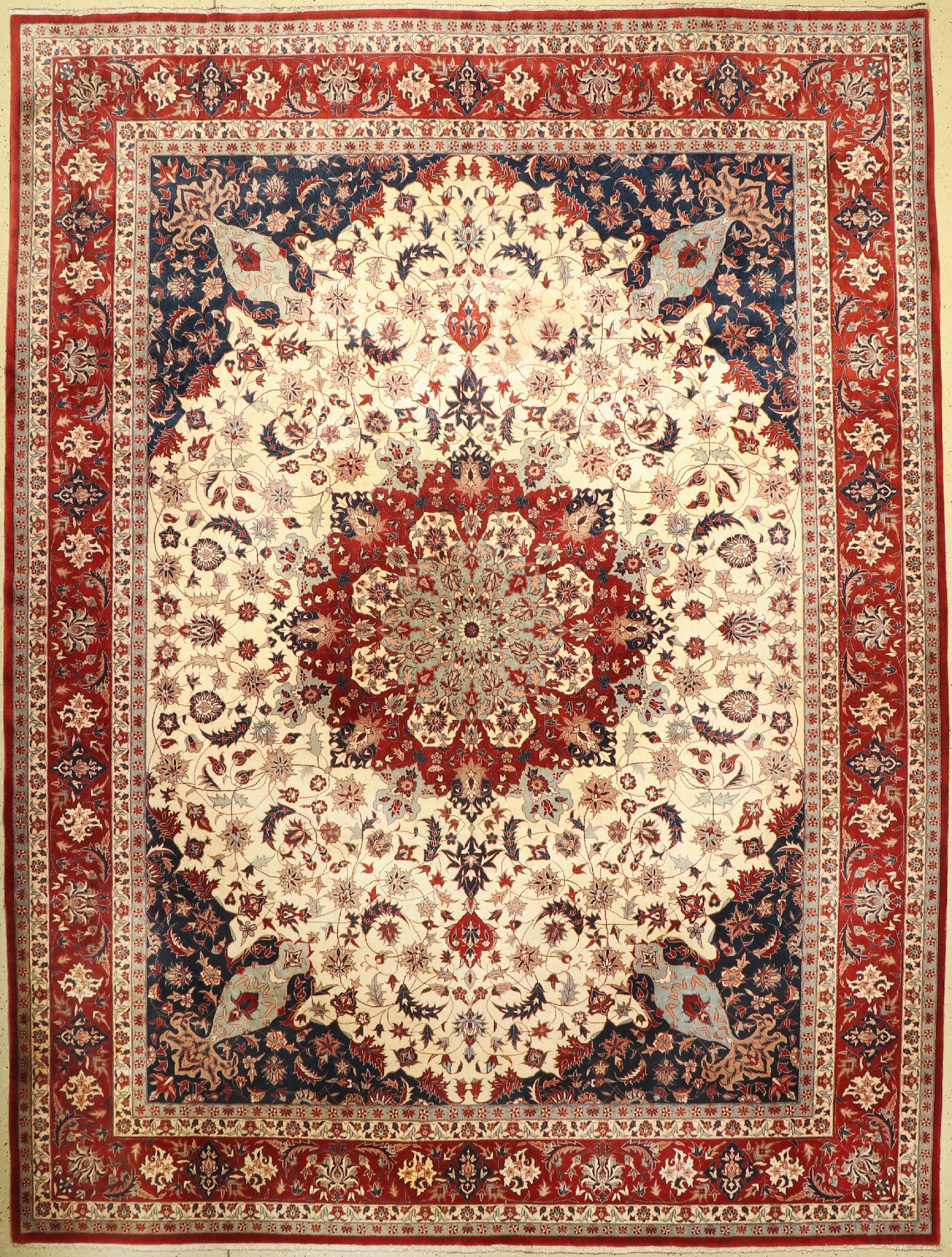 Esfahan fein, China, ca. 50 Jahre, Korkwolle auf Seide, ca. 368 x 279 cm, guter Zustand, Fleckig