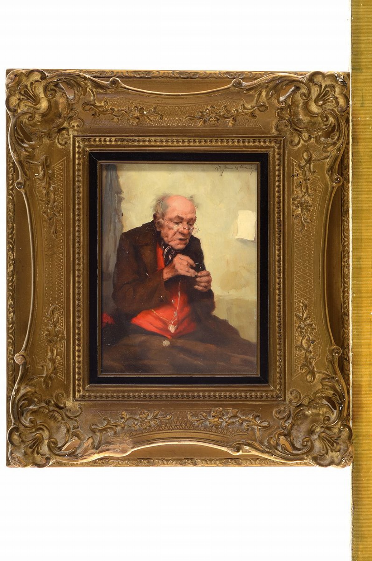 Detail k: Robert Franz Krauss, 1872-1967 München, Porträt eines Schneiders beim Einfädeln, Öl/Holz, rechts oben signiert, ca. 21x16cm, R. ca. 38x33cm