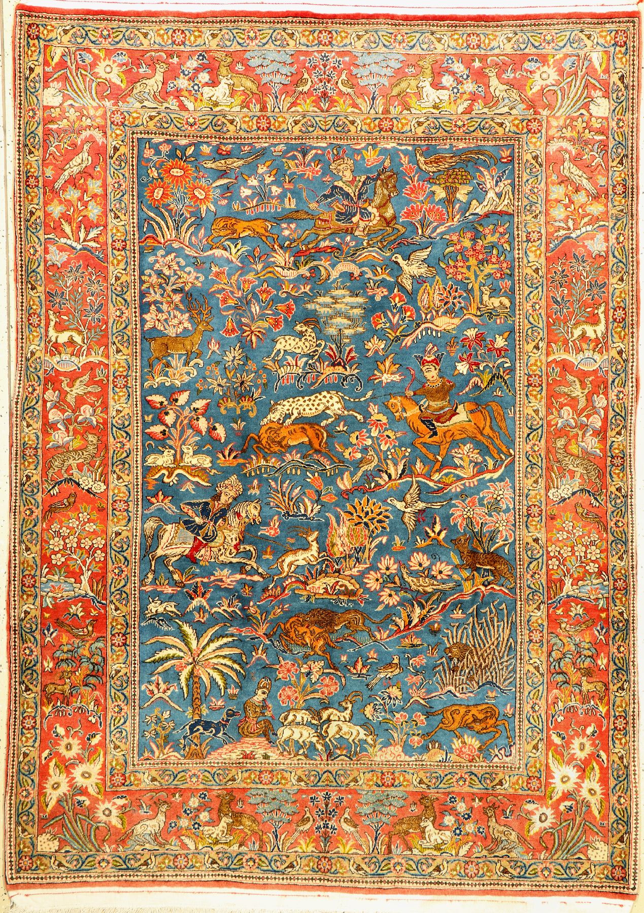 Feiner Ghom Kork, Persien, um1940/50, Korkwolle mit Seide geknüpft auf Baumwolle, ausgefallener Jagdteppich mit seltener Farbgebung, ca.214 x 154 ...