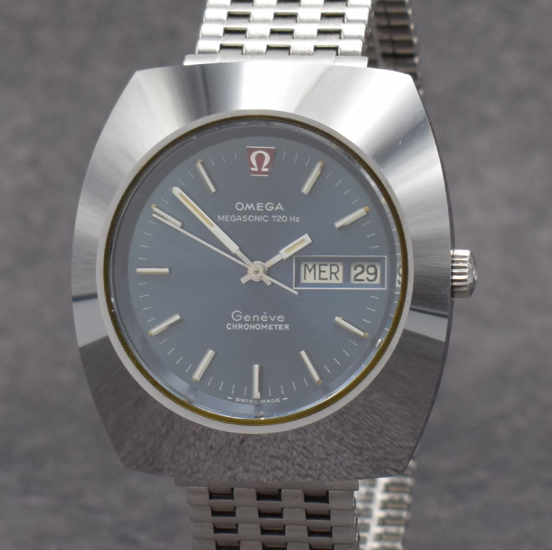 Detail c: OMEGA Chronometer Megasonic 720 Hz sehr seltene Herrenarmbanduhr in Stahl / Hartmetall, Schweiz um 1973, Stimmgabelschwinger, Ref. 198.0055, massives ...