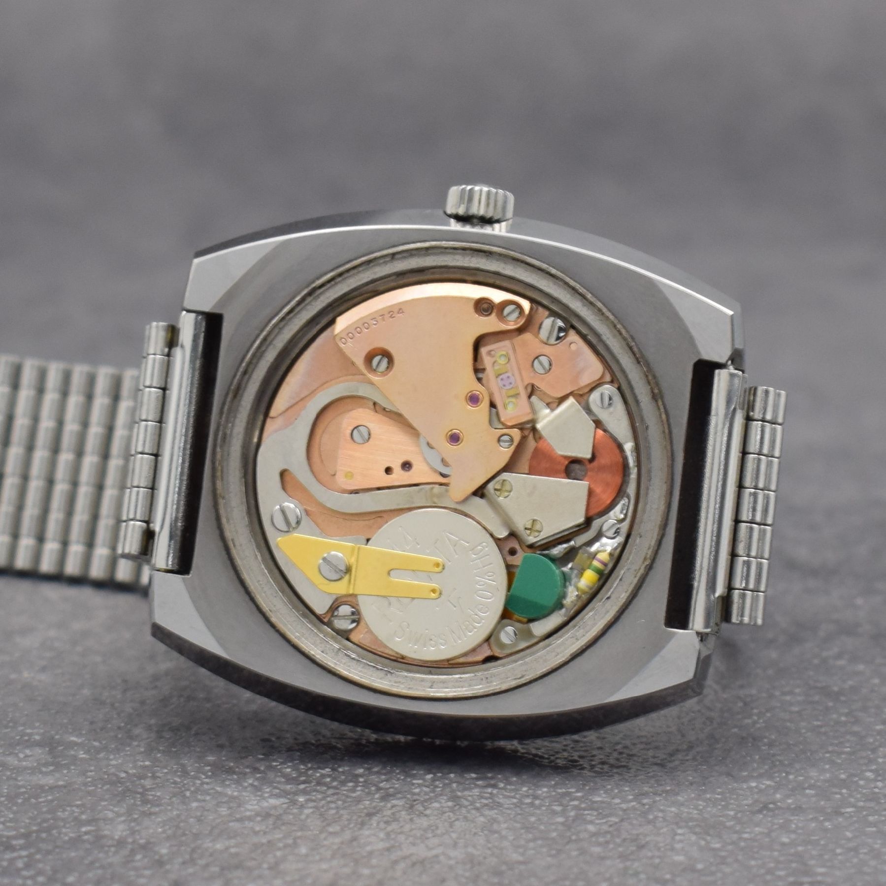 Detail g: OMEGA Chronometer Megasonic 720 Hz sehr seltene Herrenarmbanduhr in Stahl / Hartmetall, Schweiz um 1973, Stimmgabelschwinger, Ref. 198.0055, massives ...