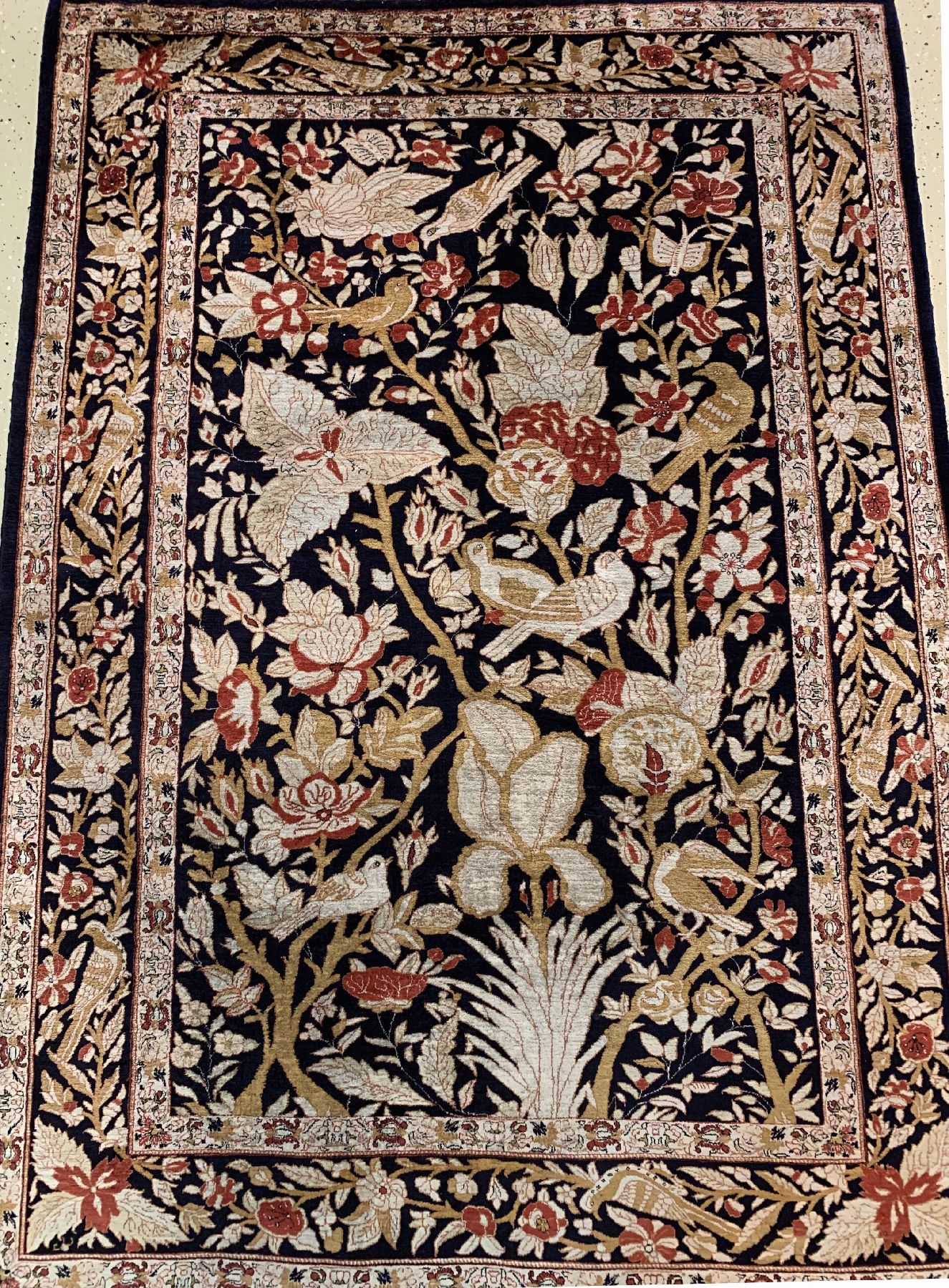 Detail a: Seltener feiner Seiden Ghom der Meisterwerkstatt Shakeri, Persien, um 1930/40, reine Naturseide, schwarzgrundiger Seiden Ghom mit aufwendigem ...