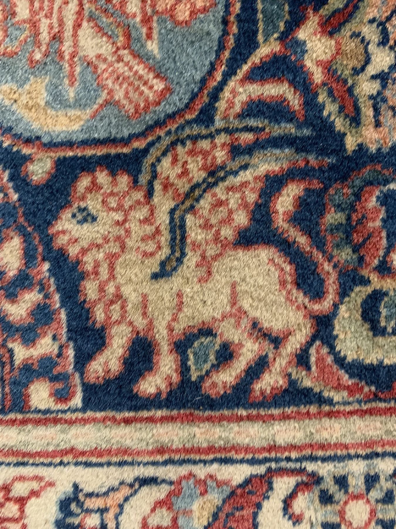 Detail d: Feiner Kork Keschan, Zentralpersien, um 1930, Korkwolle geknüpft auf Baumwolle, seltener Keschan mit Shirdal(Greif) Darstellung in den Ecknischen, ...