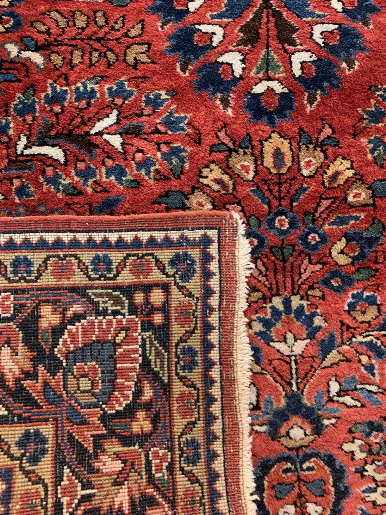 Detail d: US-Re Import Sarogh fein, Persien, um 1940, Korkwolle geknüpft auf Baumwolle, ca.197 x 125 cm, EHZ:2(Sehr guter Zustand).