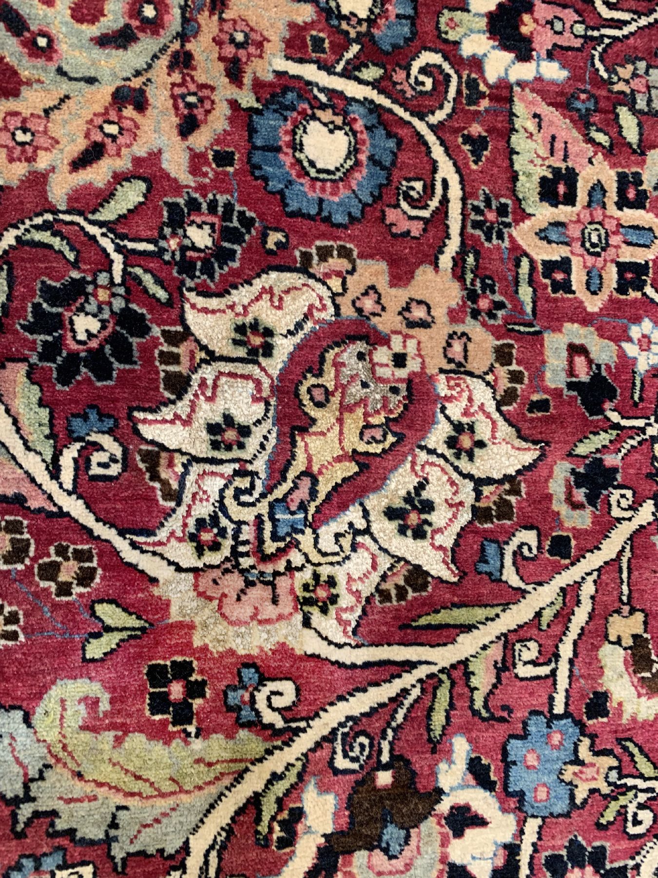 Detail d: Seltener feiner Teheran, Persien, um 1920/1930, Korkwolle mit Seide geknüpft auf Baumwolle,ca. 303 x 210 cm, EHZ:2 (teilweise Seidenanteile ...