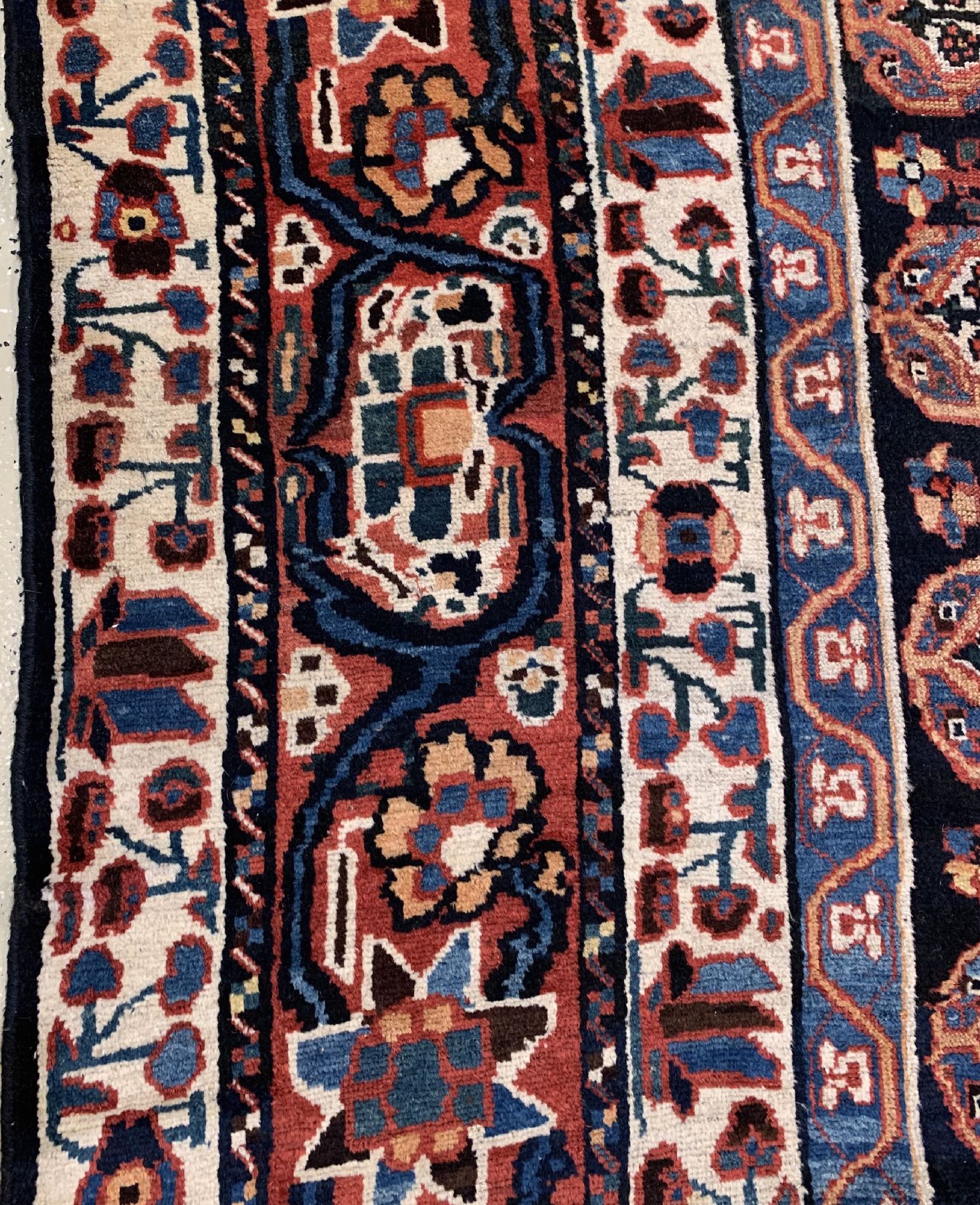 Detail f: Antiker Khanteppich aus Farsregion, Persien, datiert 1294(1874), Wolle geknüpft auf Wolle, seltener großformatiger Khanteppich, Schrift-Kartusche ...