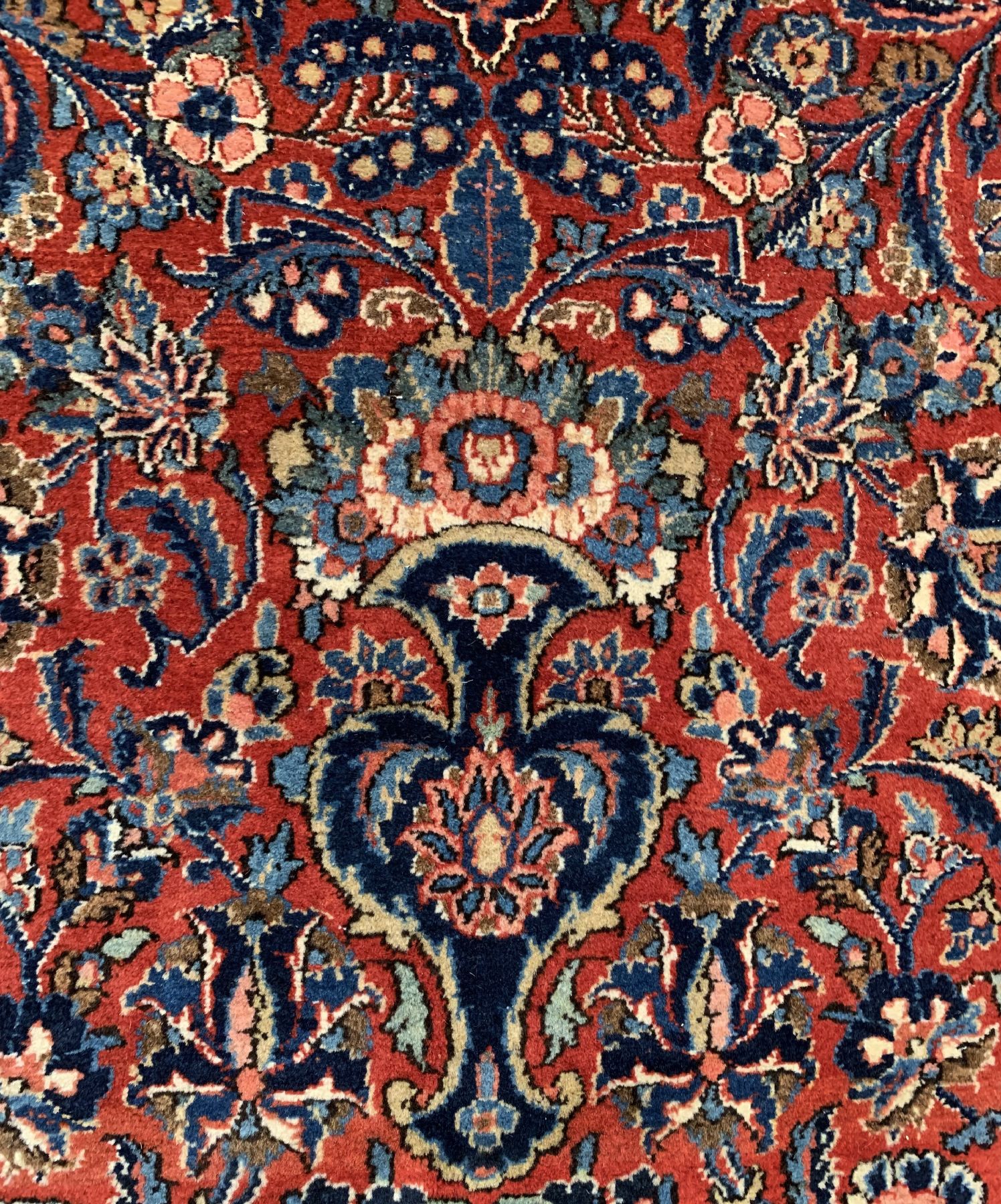 Detail d: Feiner Ghaswin antik, Persien, um 1910, Korrkwolle geknüpft auf Baumwolle, seltener Großformatiger Ghaswin mit Medallion Design, ca. 428 x 320 cm, ...