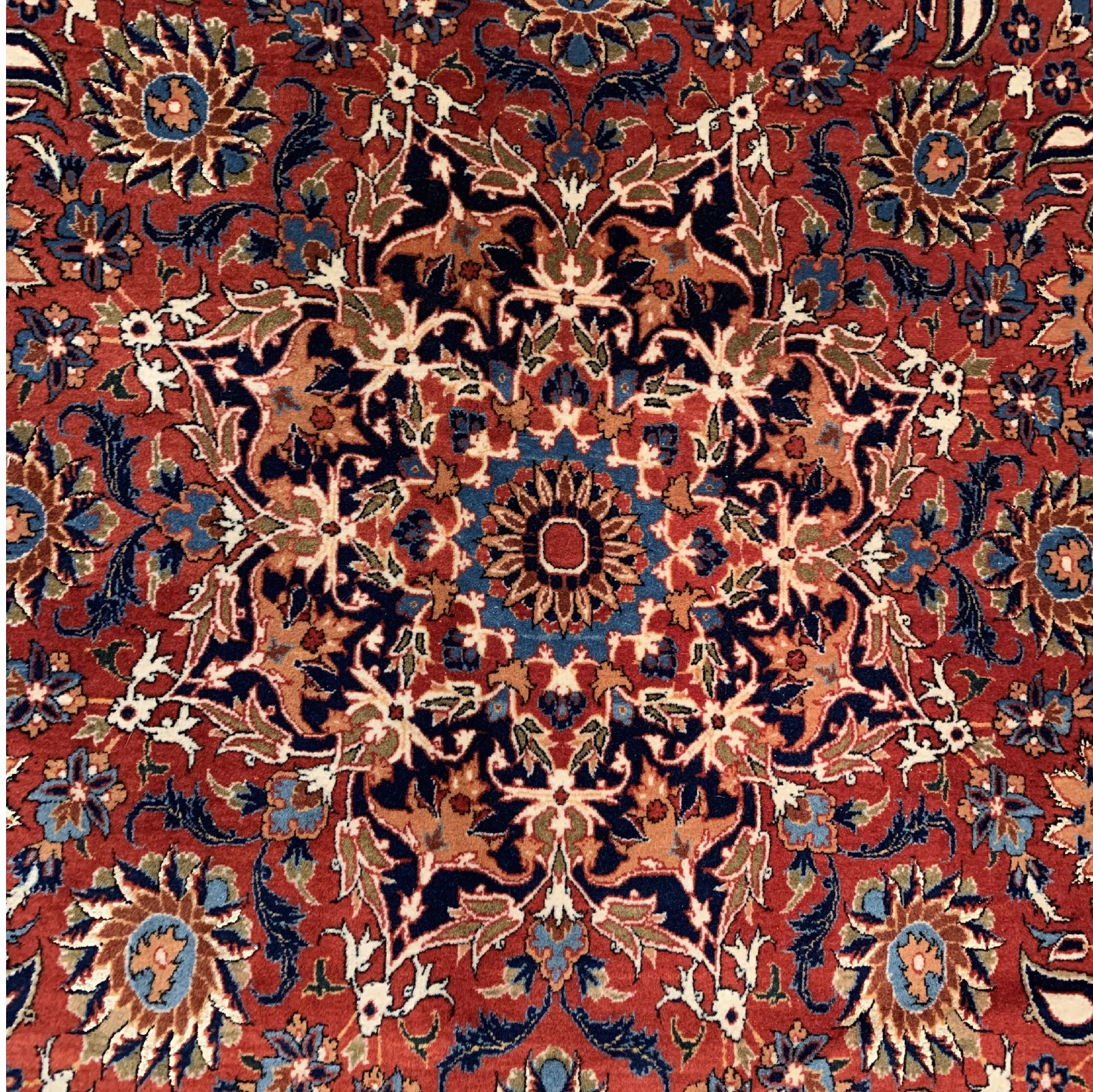 Detail b: Esfahan Shoureshi fein (Part-Silk),Zentralpersien, um 1920/1930, Korkwolle mit Seide geknüpft auf Seide, feiner Esfahan aus der Meisterwerkstatt ...