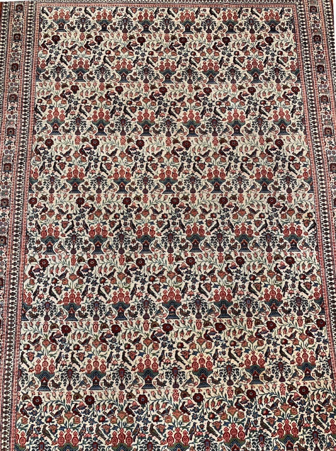 Detail a: Hellgrundiger Teheran, Persien, um 1940/1950, Wolle geknüpft auf Baumwolle,mit Zili-Sultani Allover Muster, ca. 210 x 135 cm, EHZ:2-3