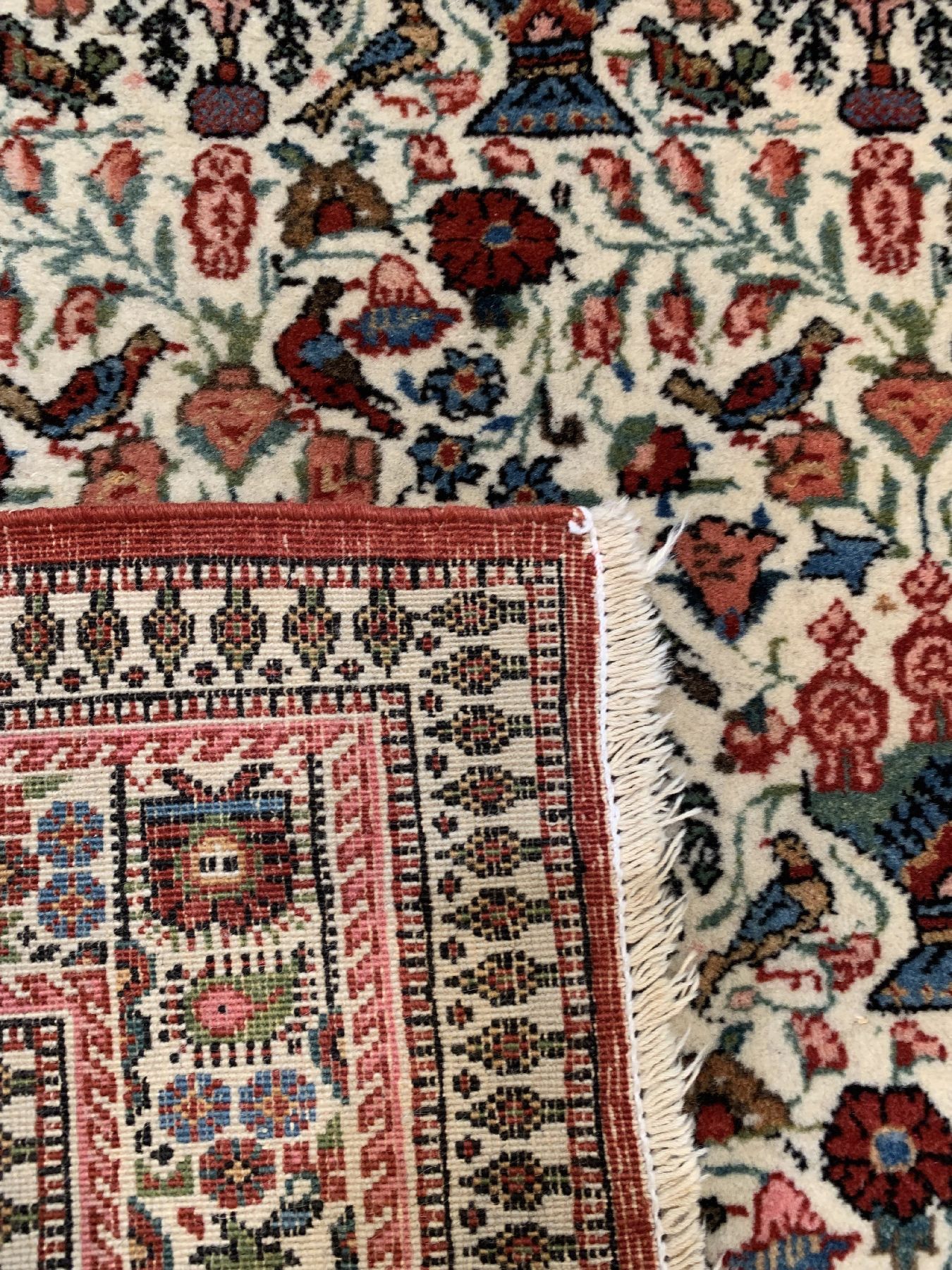 Detail d: Hellgrundiger Teheran, Persien, um 1940/1950, Wolle geknüpft auf Baumwolle,mit Zili-Sultani Allover Muster, ca. 210 x 135 cm, EHZ:2-3