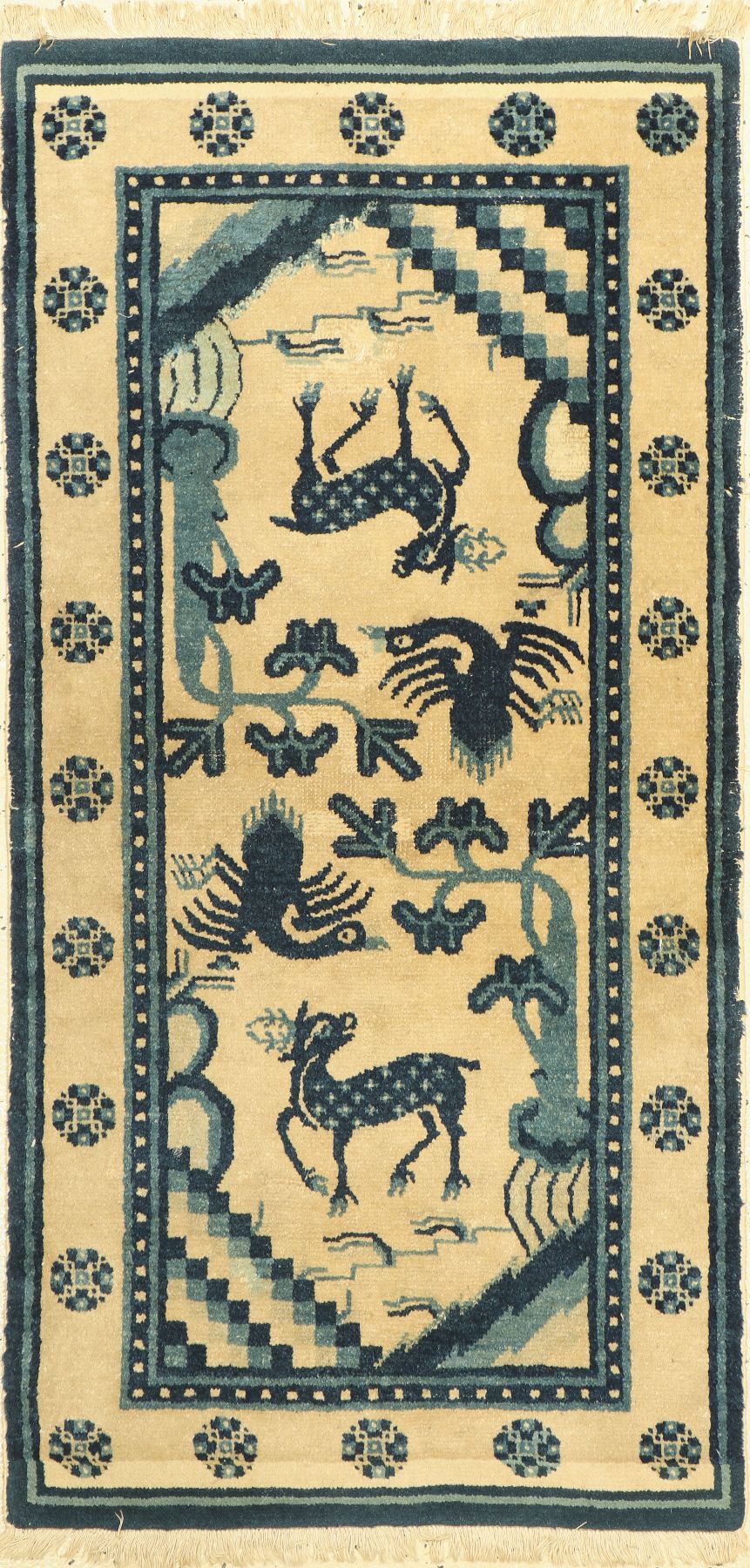 Pao Tow,antik China, um 1920, Wolle auf Baumwolle, ca. 126 x 64 cm, Mittlere Gebrauchsspuren, alte Restaurierungen