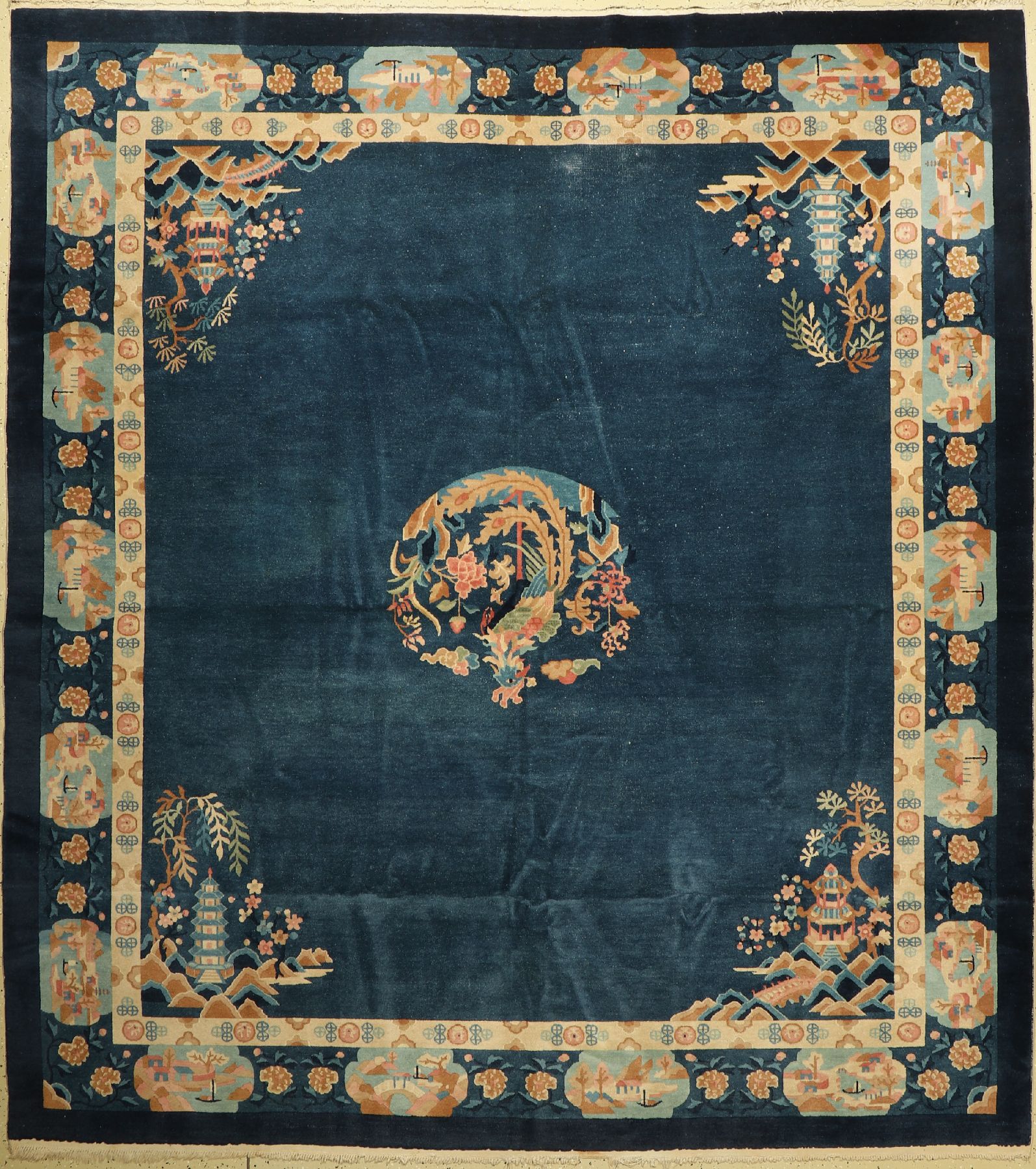 Peking antik, China, um 1920, Wolle auf Baumwolle, ca. 300 x 270 cm, Mittlere Gebrauchsspuren
