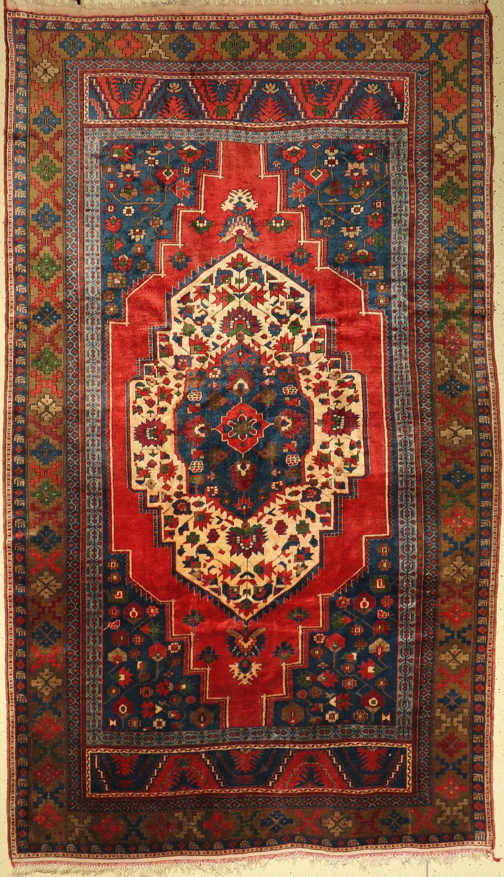 Taspinar alt, Türkei, um 1960, Wolle auf Wolle, ca. 370 x 218 cm, guter Zustand, leichtverfärbt