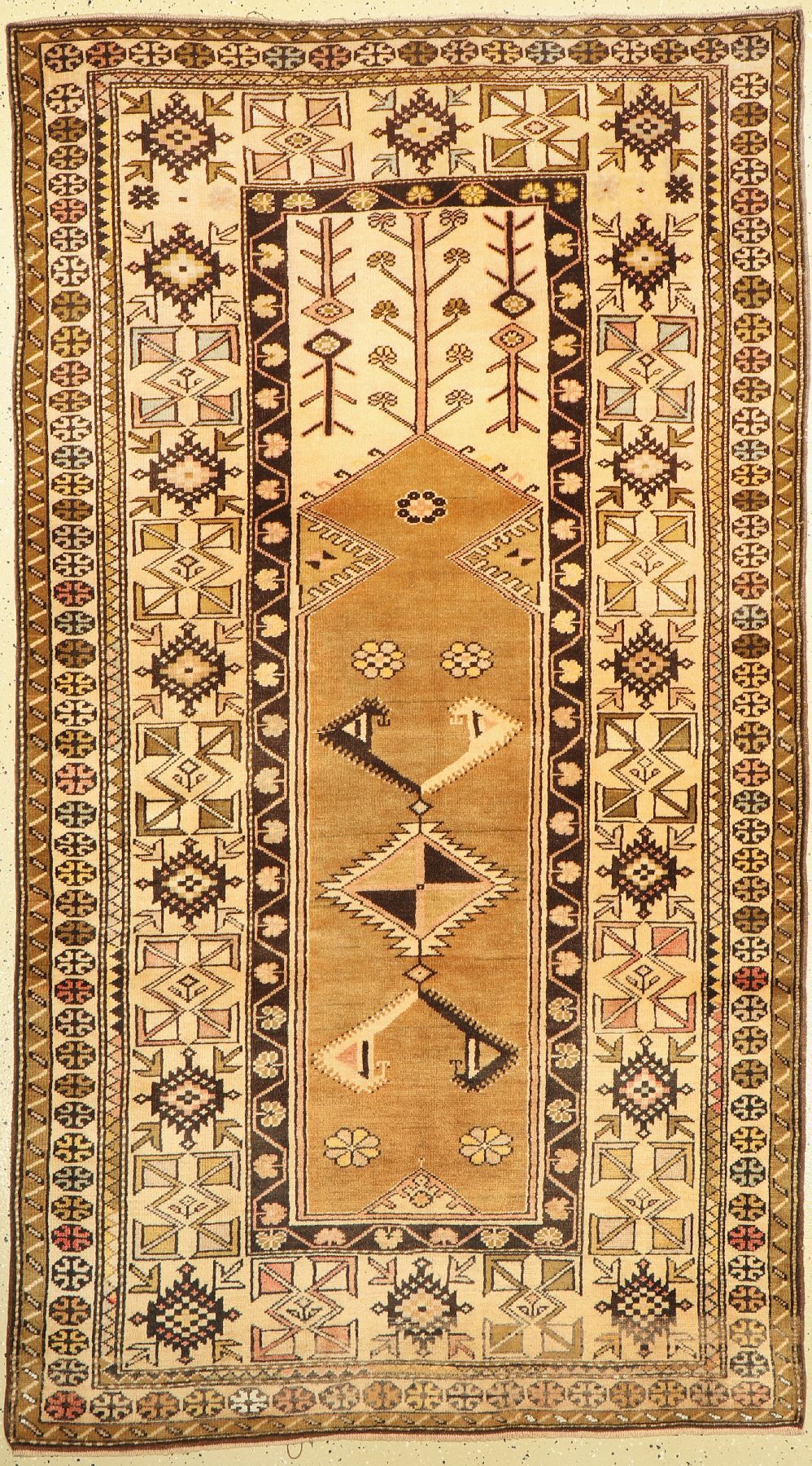 Melas alt, Türkei, um 1940, Wolle auf Wolle, ca. 220 x 124 cm, leicht verfärbt